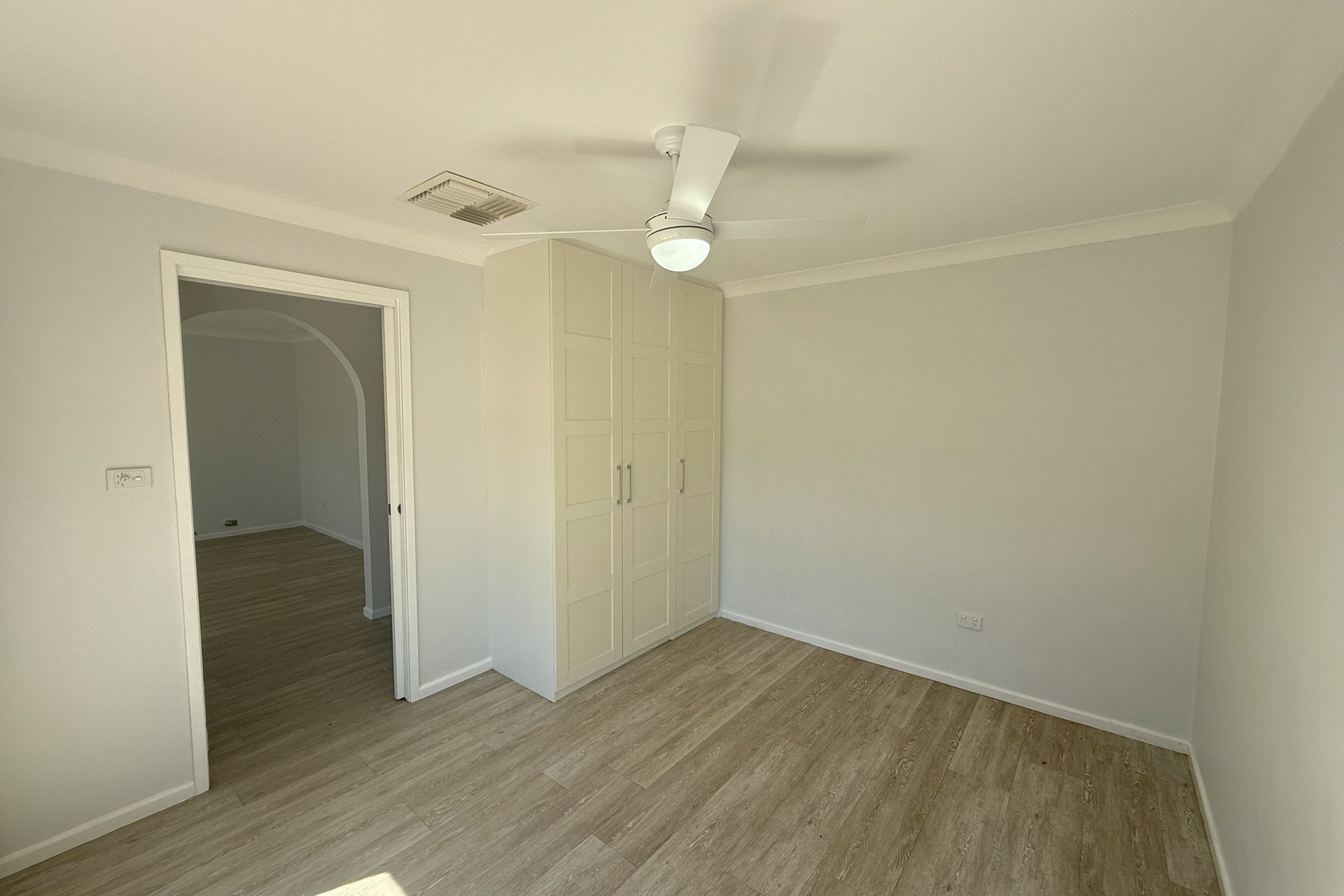 10 Currawong Road — photo from Elders Real Estate Dubbo