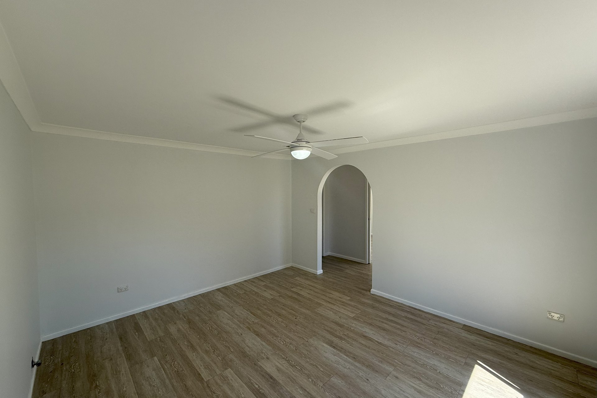 10 Currawong Road — photo 3 of 10