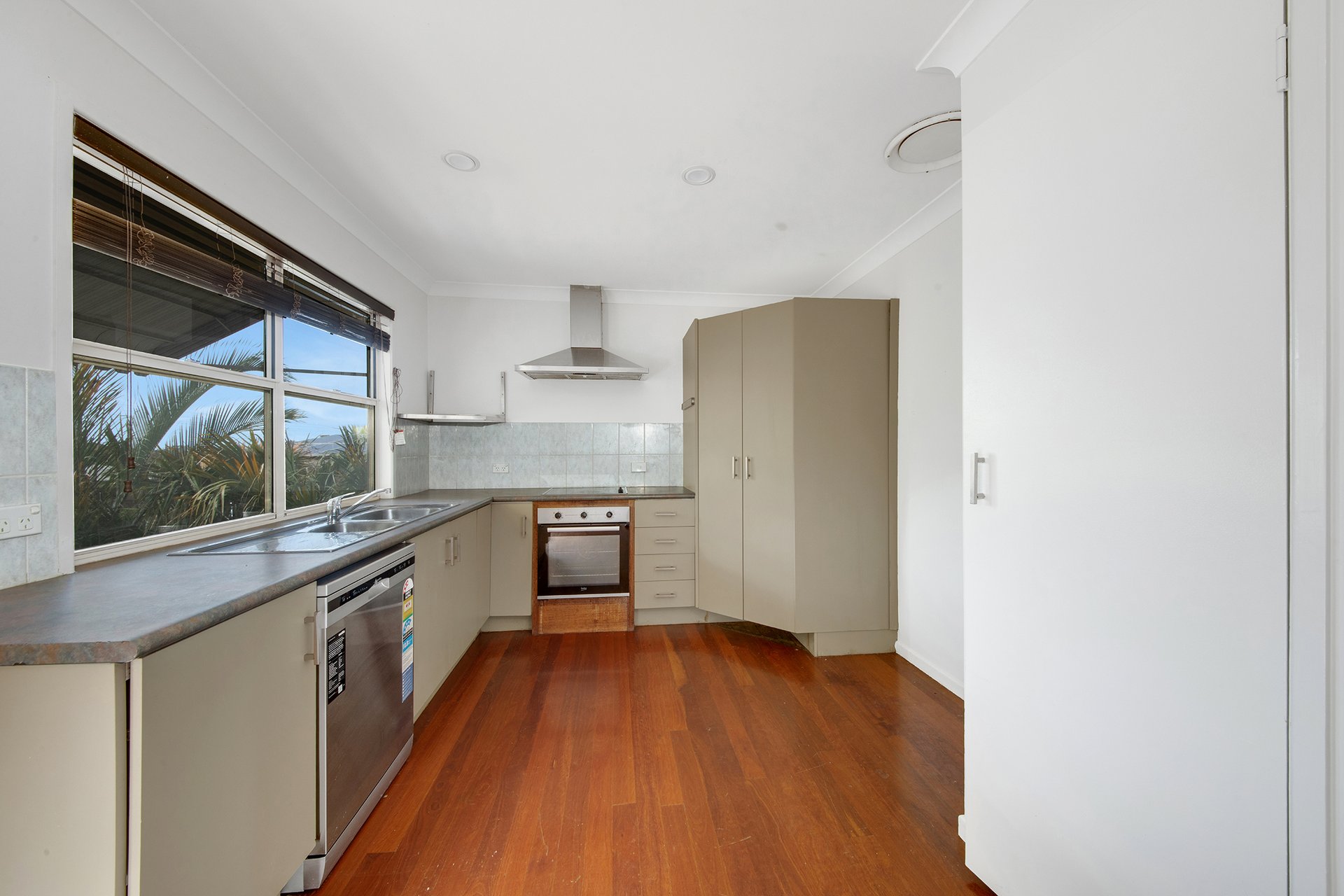 7 Oregon Court, New Auckland, QLD, 4680