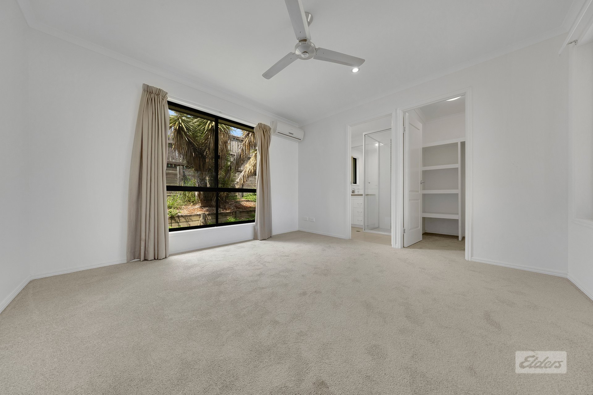 32 Liriope Drive — photo 7 of 10