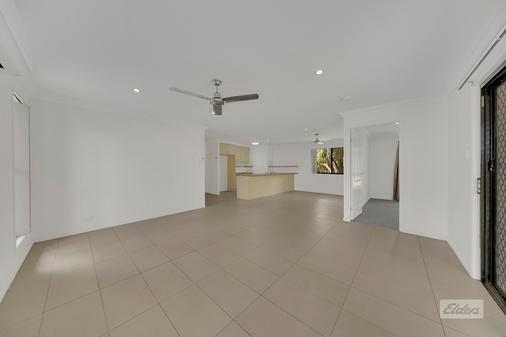 32 Liriope Drive — photo 3 of 10