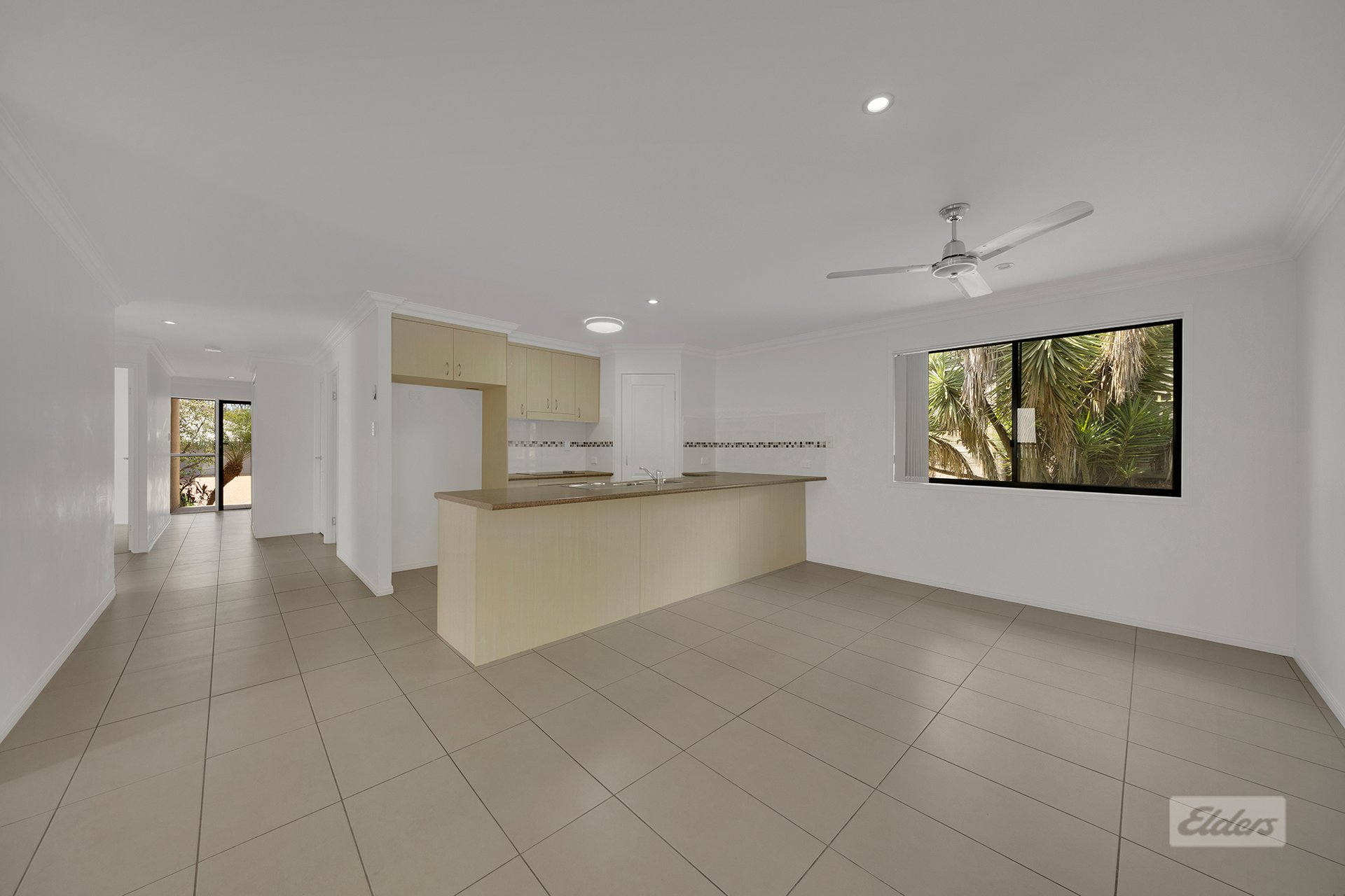 32 Liriope Drive — photo 4 of 10