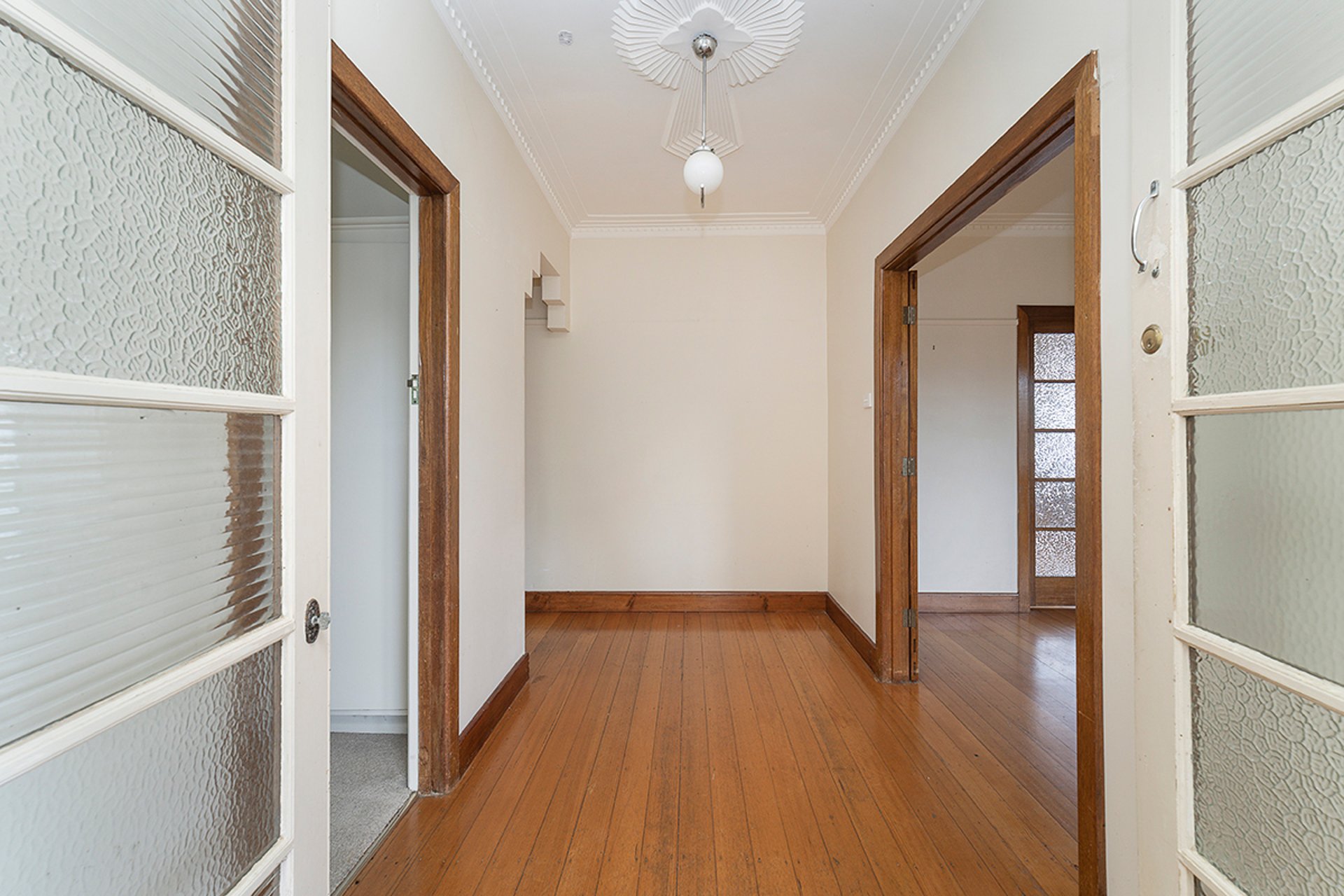 30 Collins Street — photo from Elders Real Estate Hamilton