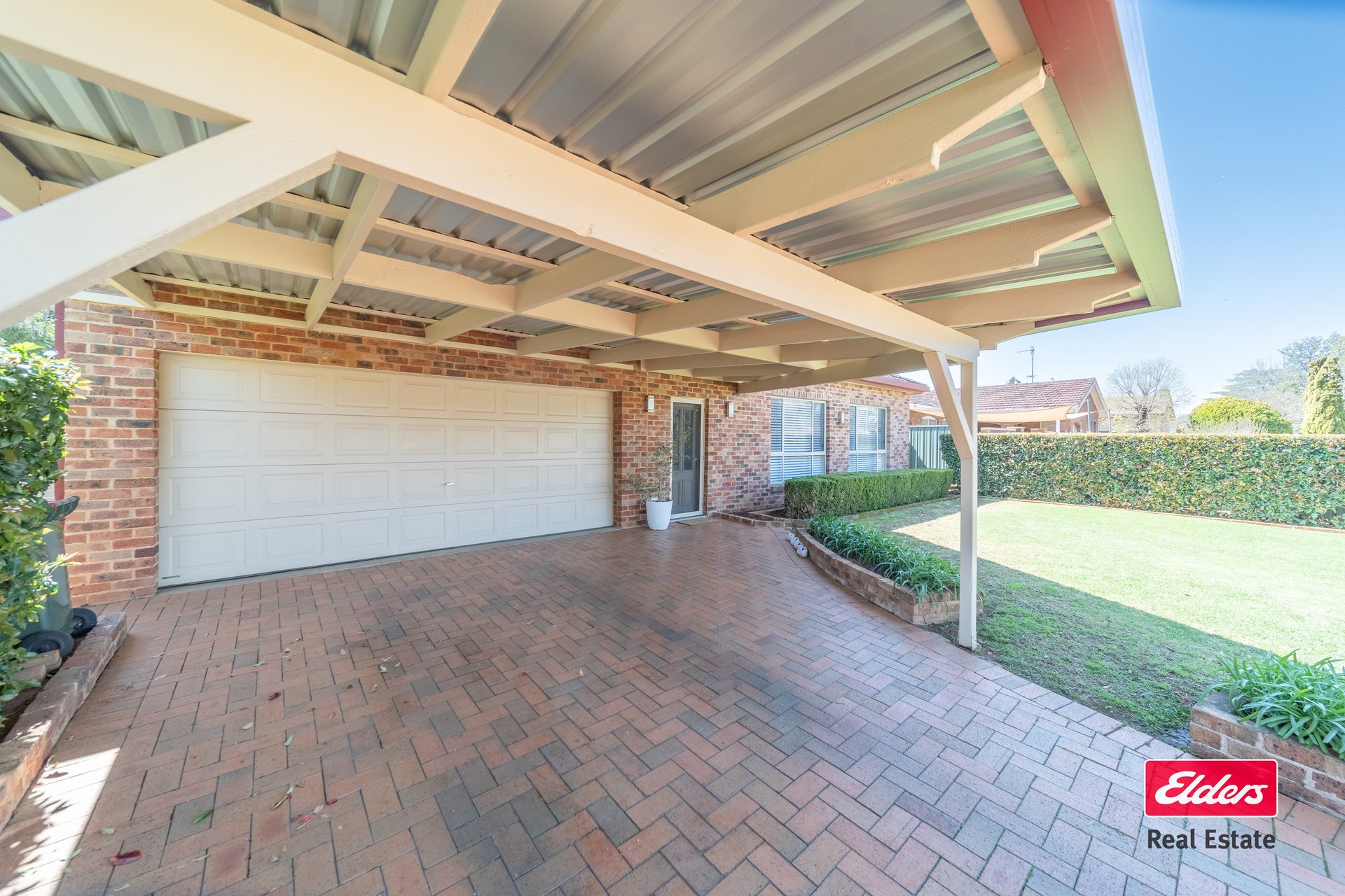 20 Beveridge Crescent — photo from Elders Real Estate Dubbo