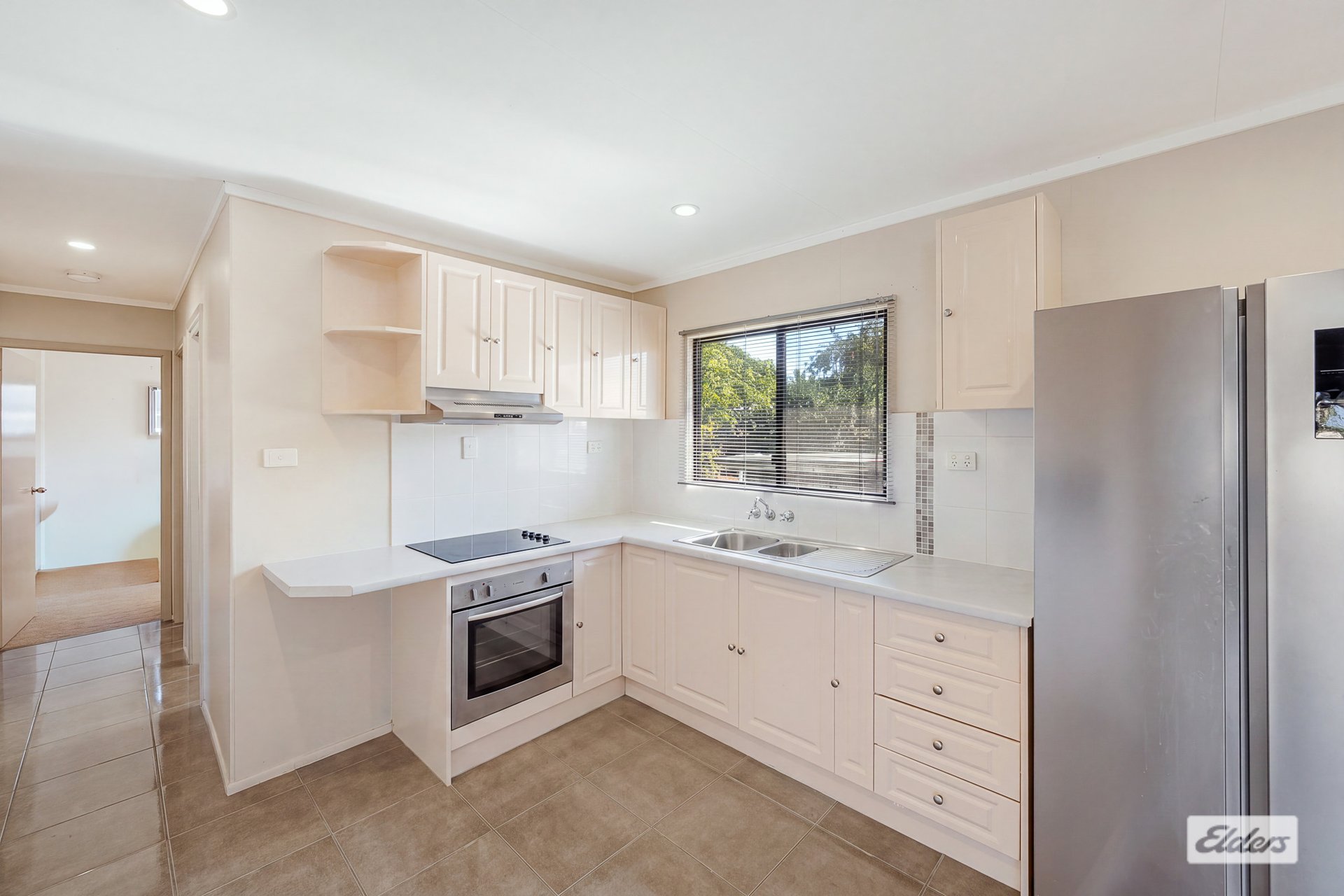 8 McDonald Street — photo 7 of 10