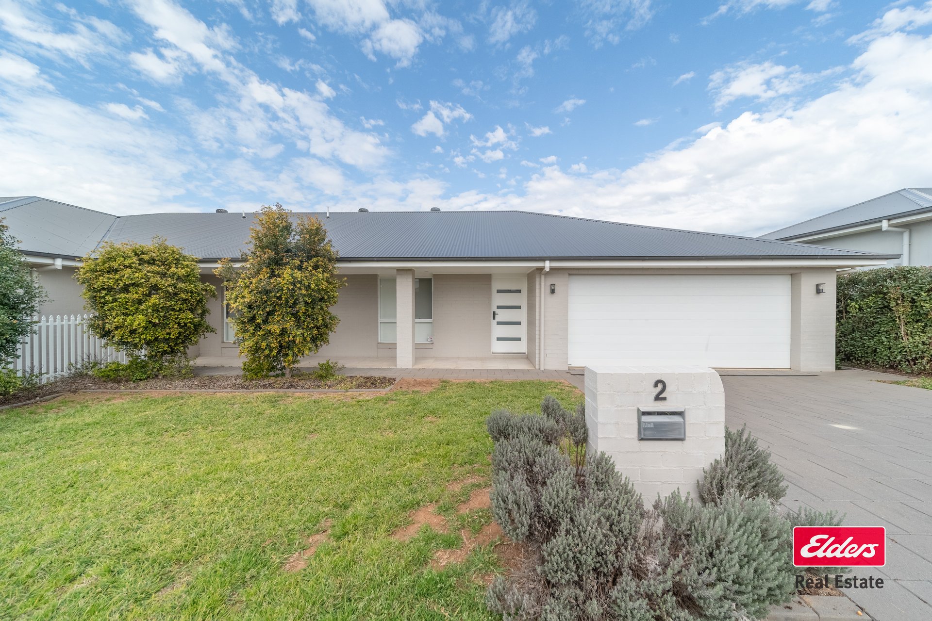 2 Lesmurdie Parade, Dubbo, NSW, 2830