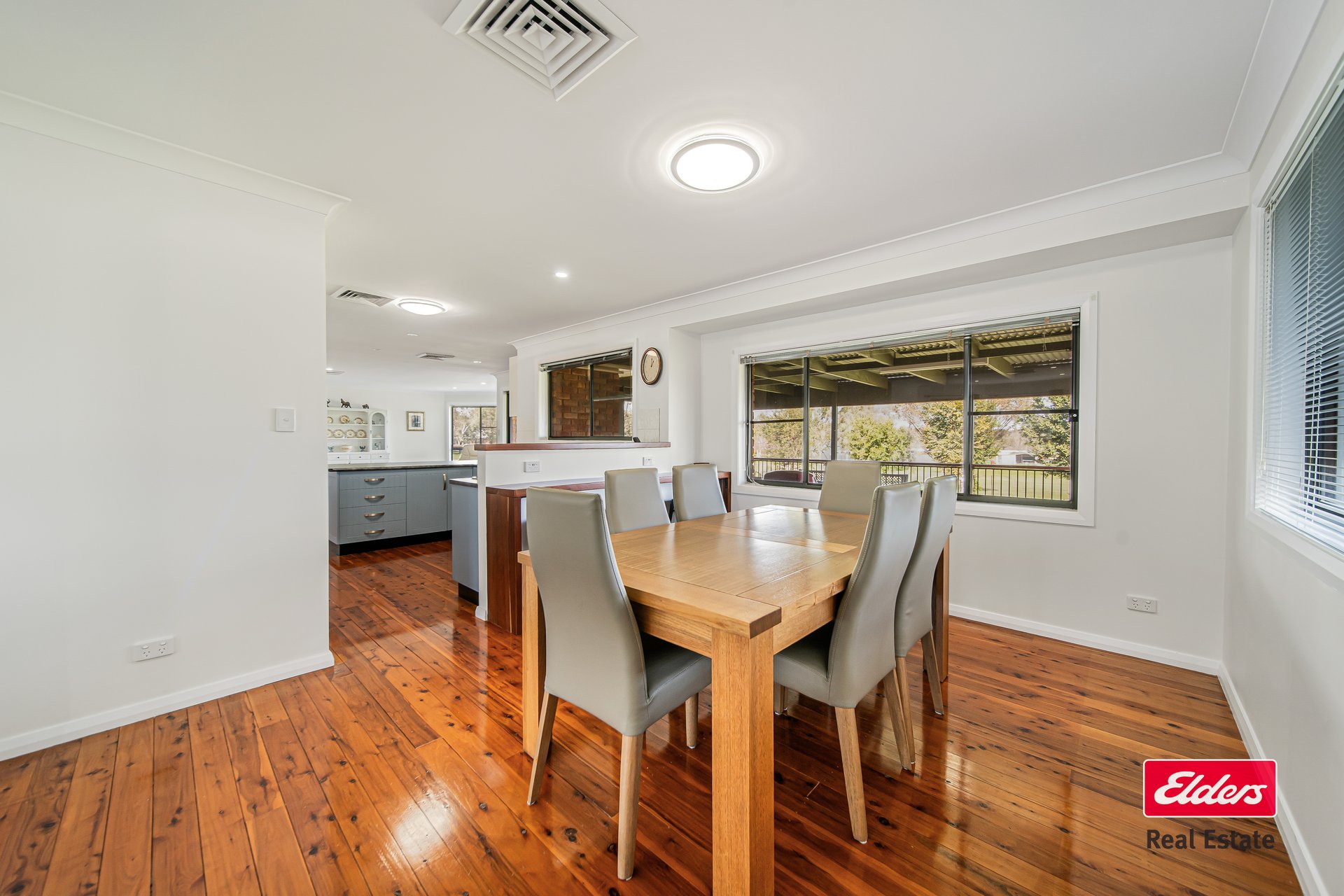 35R Debeaufort Drive — photo 5 of 10