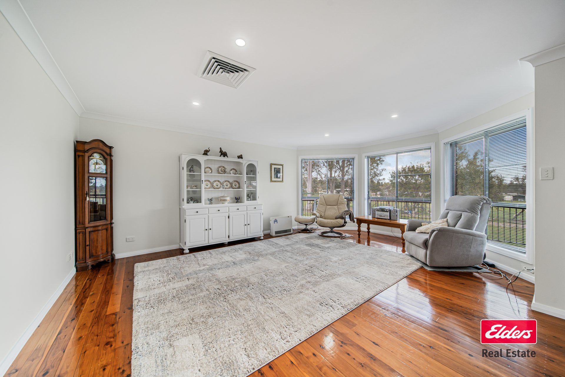 35R Debeaufort Drive — photo 6 of 10