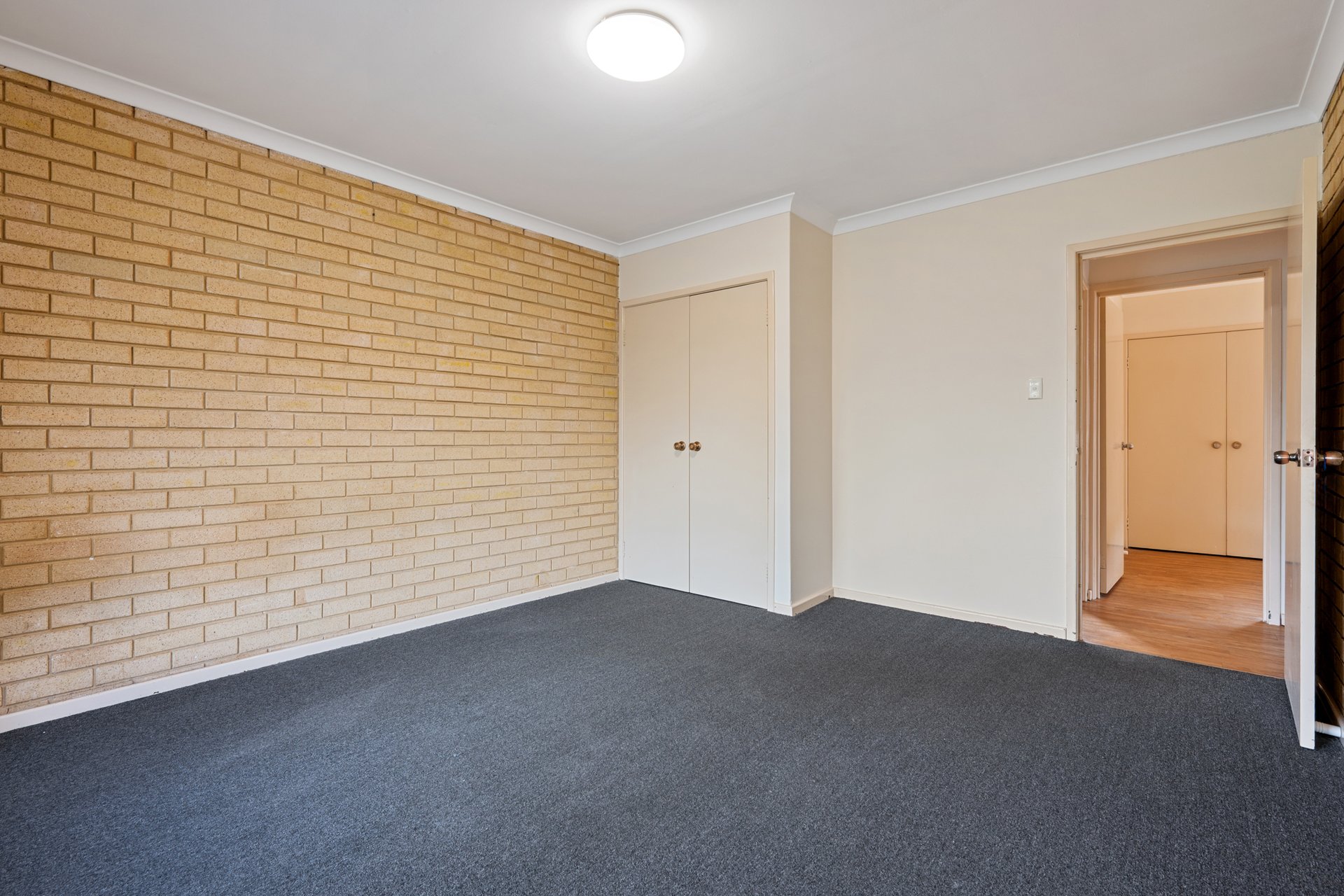 1B Nenke Way — photo 7 of 10