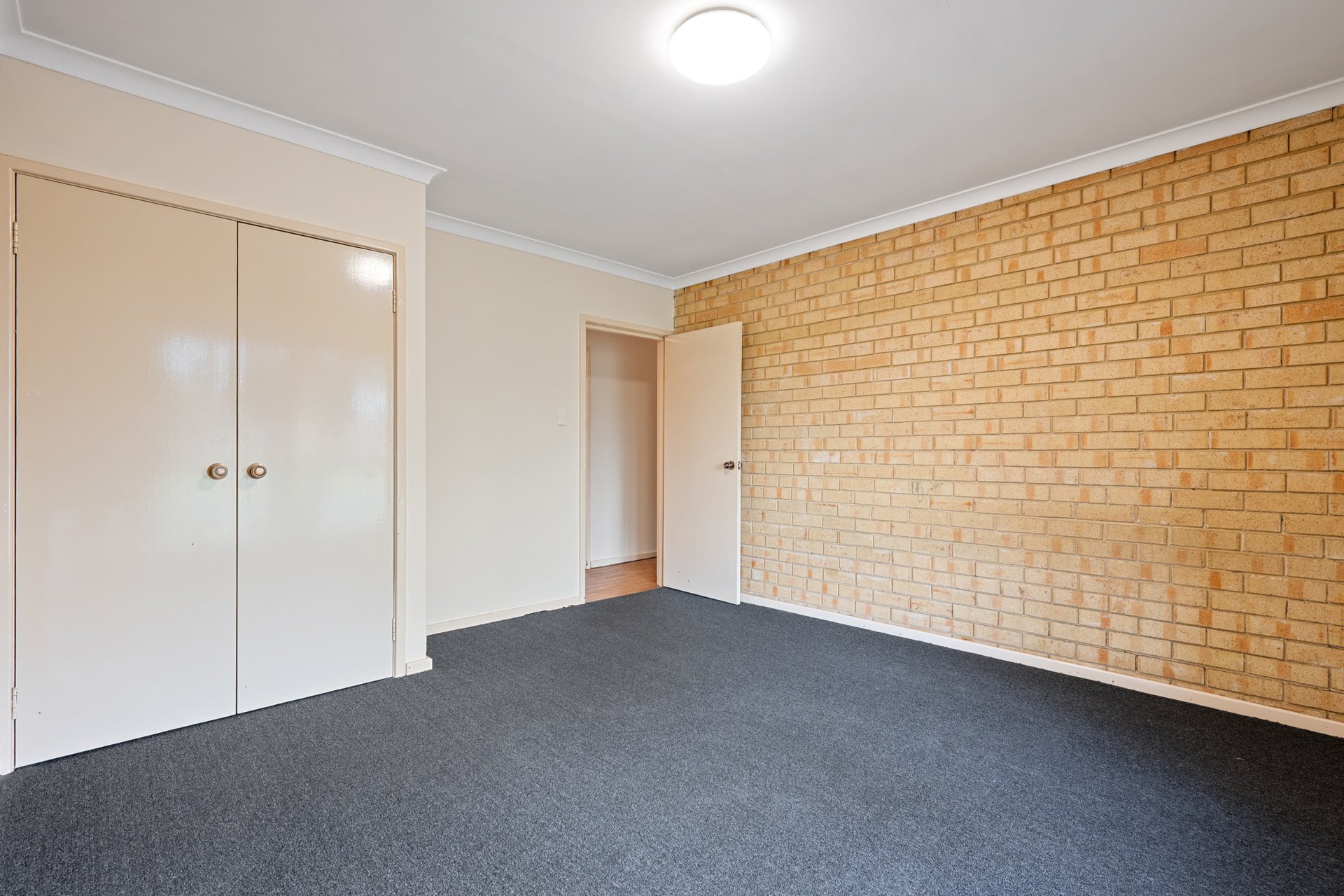 1B Nenke Way — photo 8 of 10