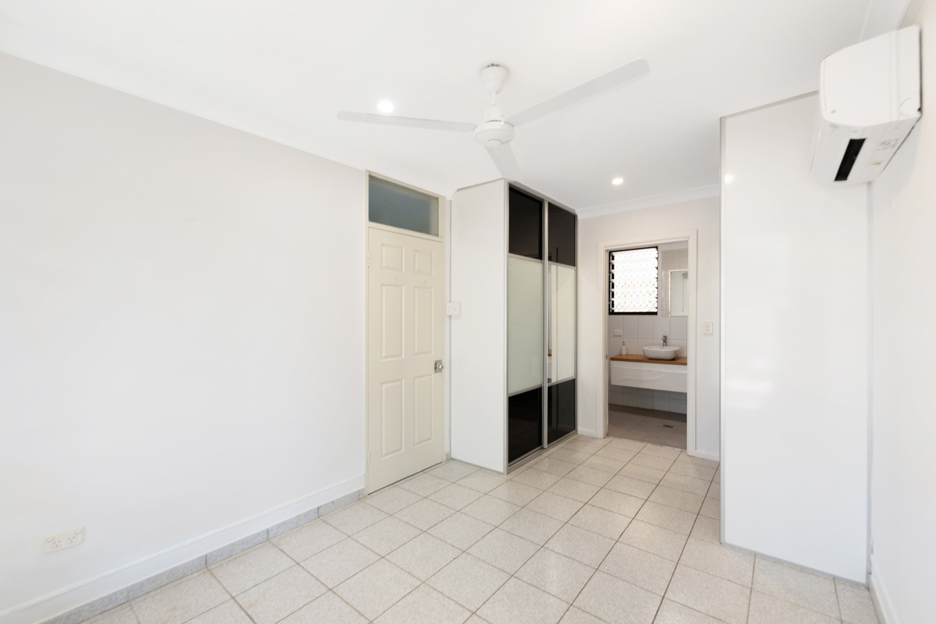 33 Fitzer Drive — photo 10 of 10
