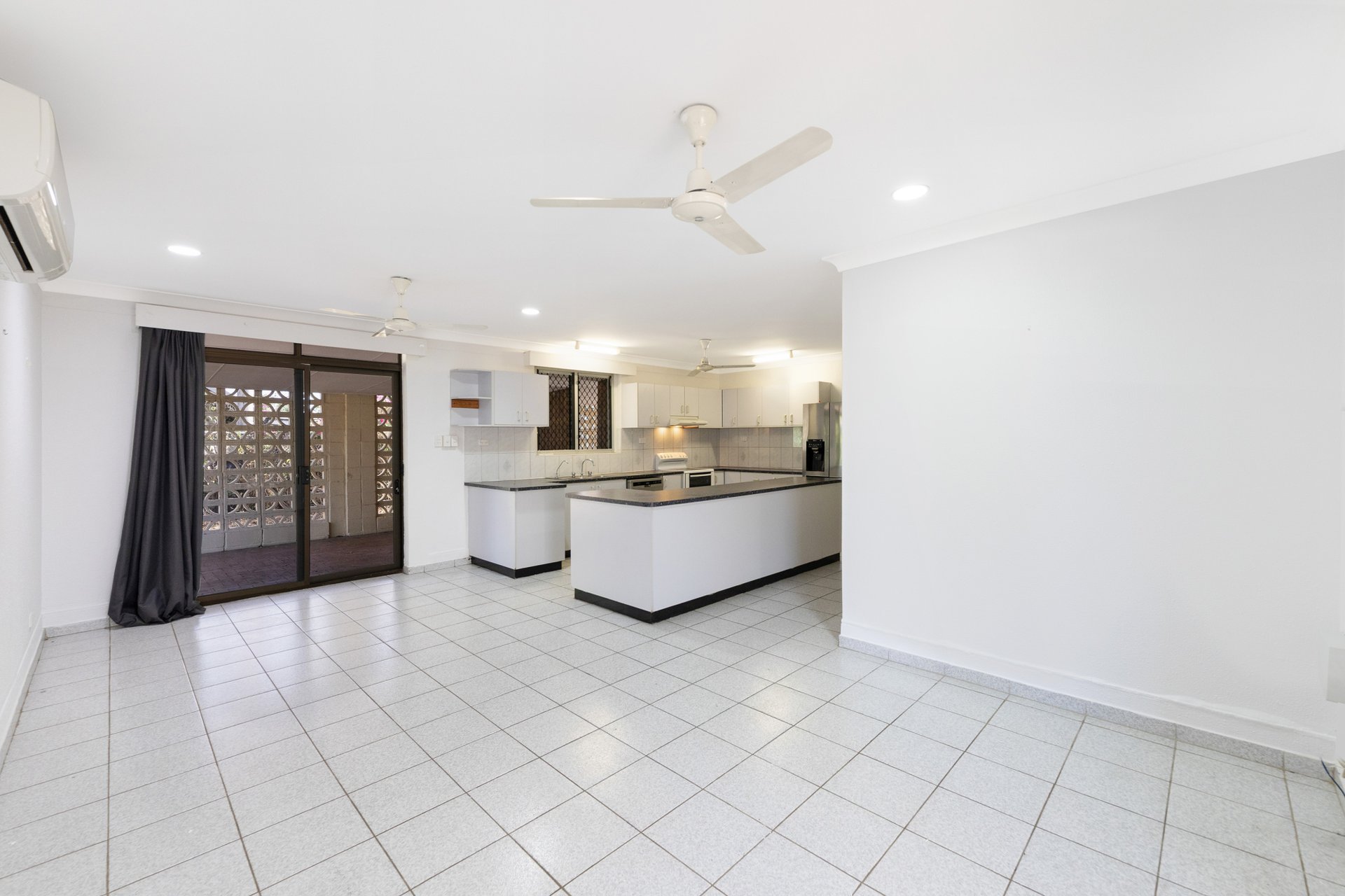 33 Fitzer Drive — photo 4 of 10