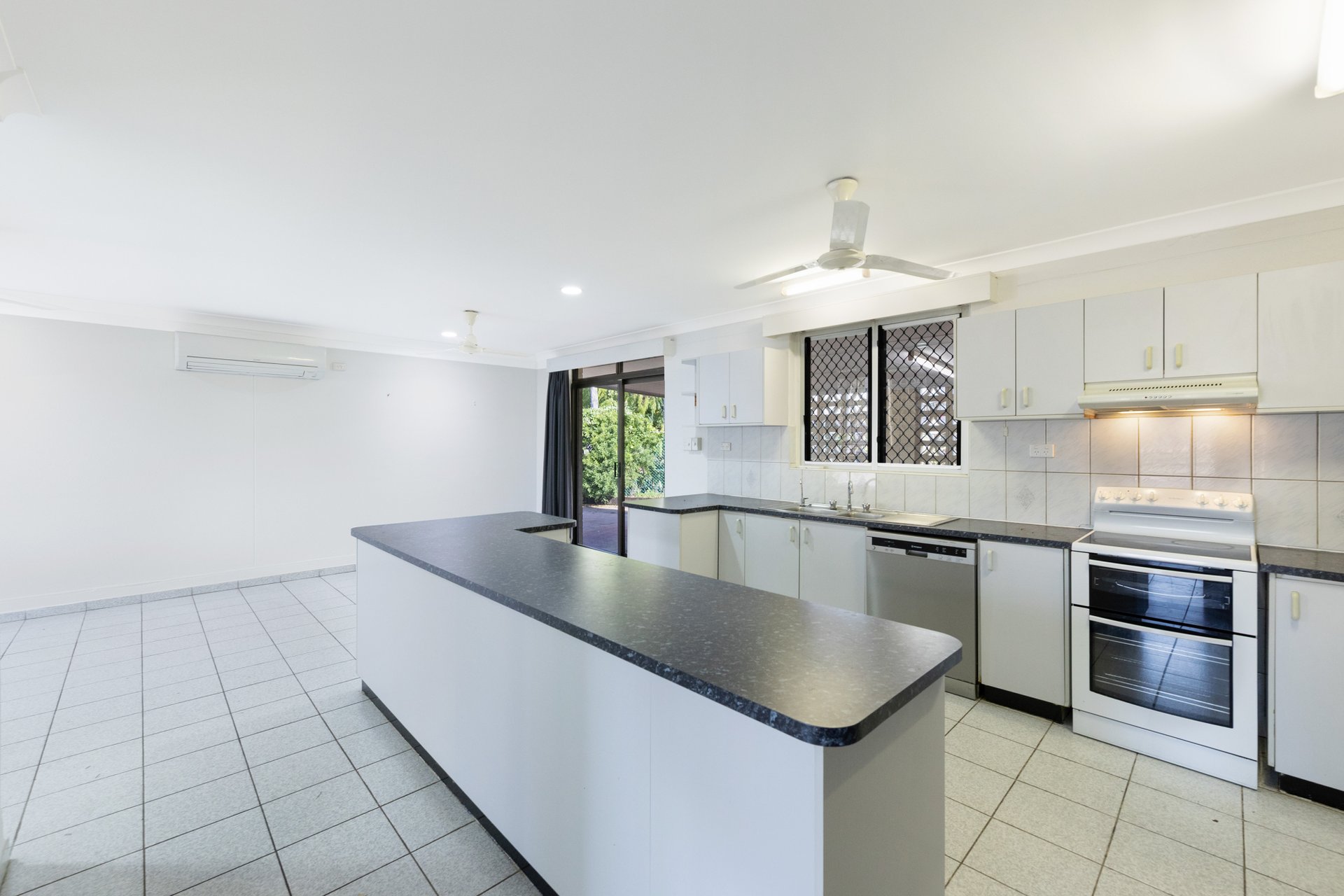 33 Fitzer Drive — photo 5 of 10