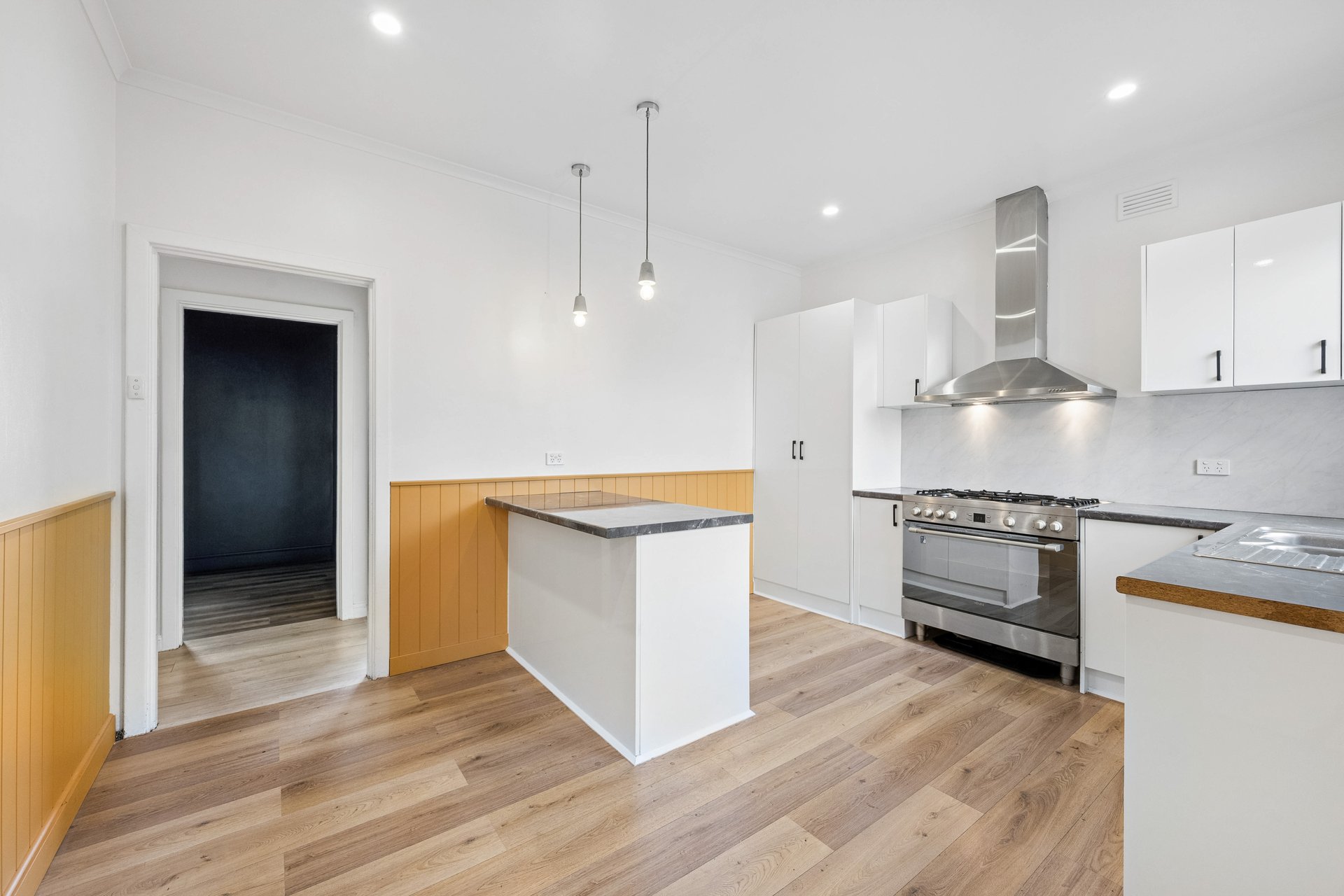 61 Pick Avenue — photo 10 of 10