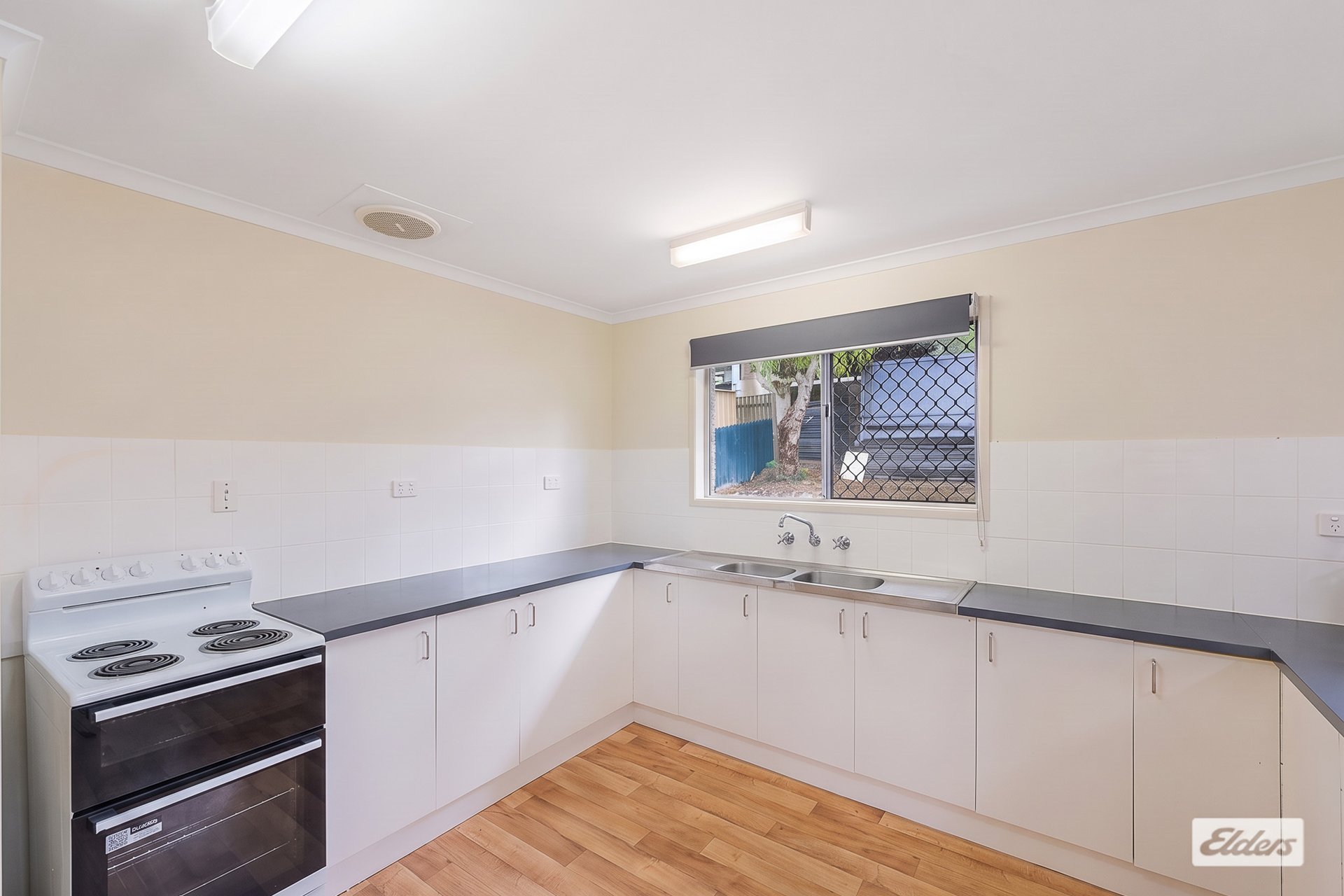 4 Bluegum Court — photo 7 of 10