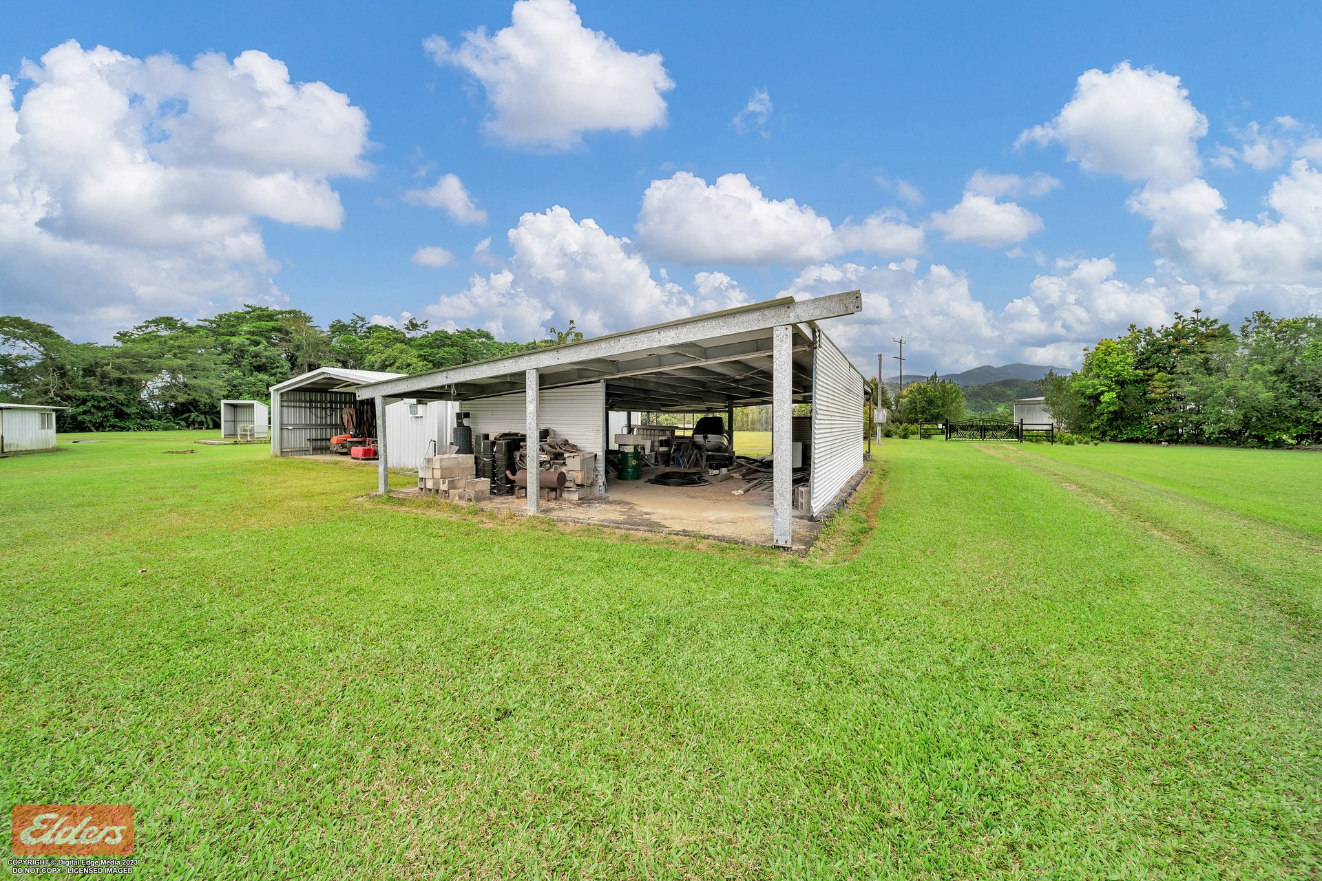 1 / 1034 Silkwood Japoon Road — photo 8 of 10