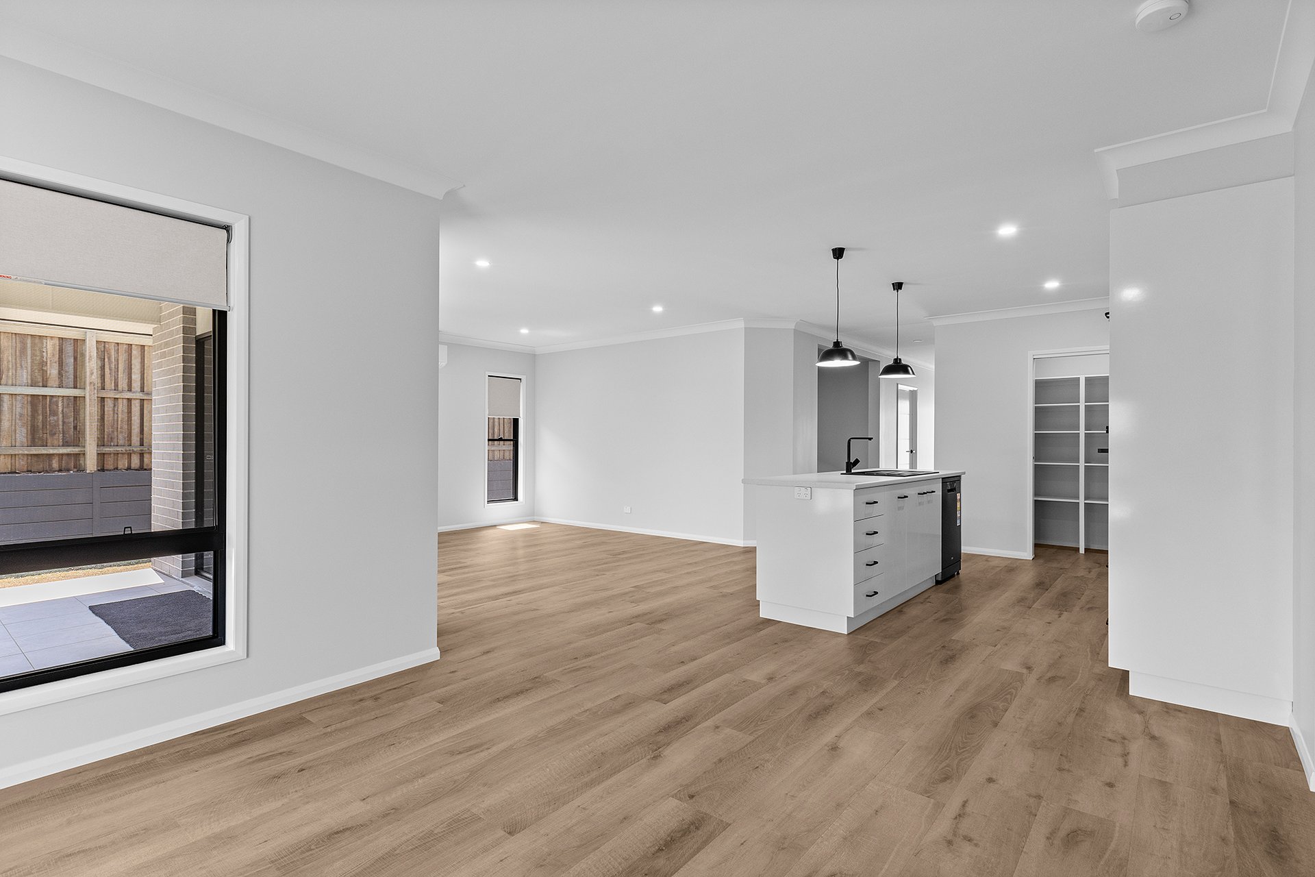 13 Kynoch Crescent — photo 3 of 10