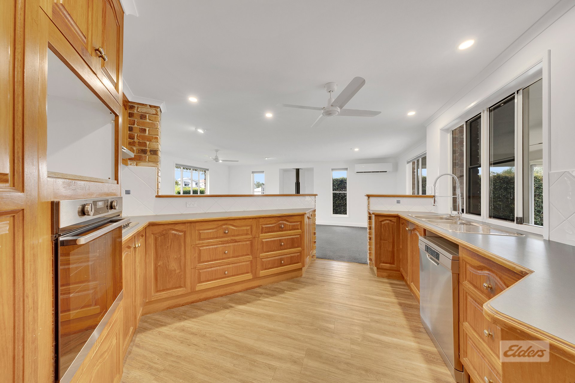 5 Buckingham Court — photo 4 of 10