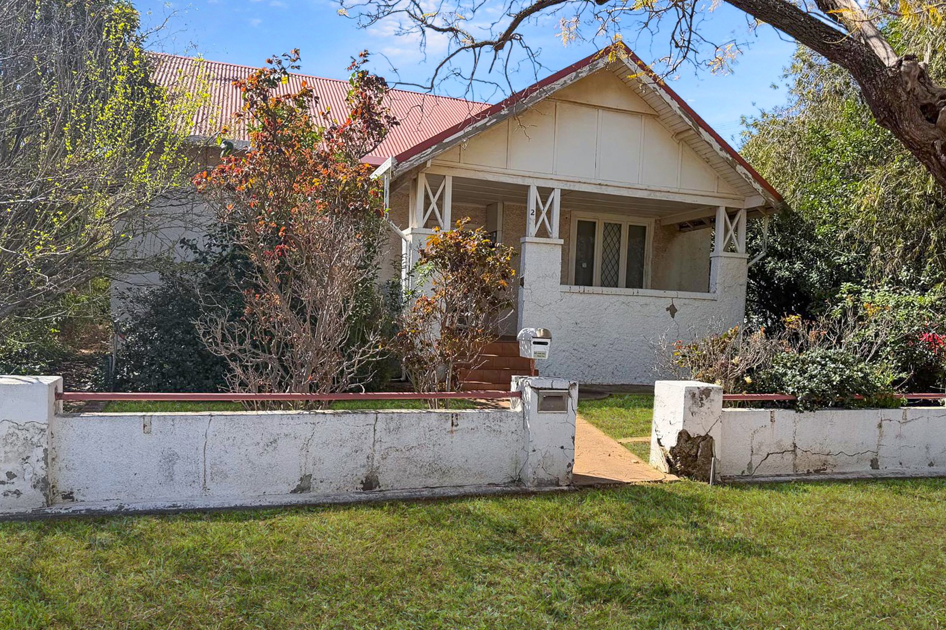 2 Thurlstone Street, Parkes, NSW, 2870