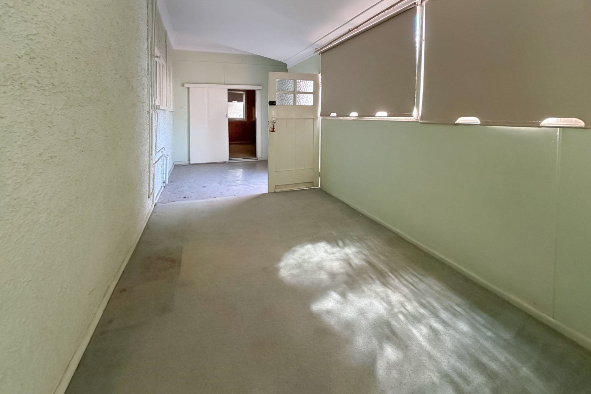 2 Thurlstone Street — photo 9 of 10