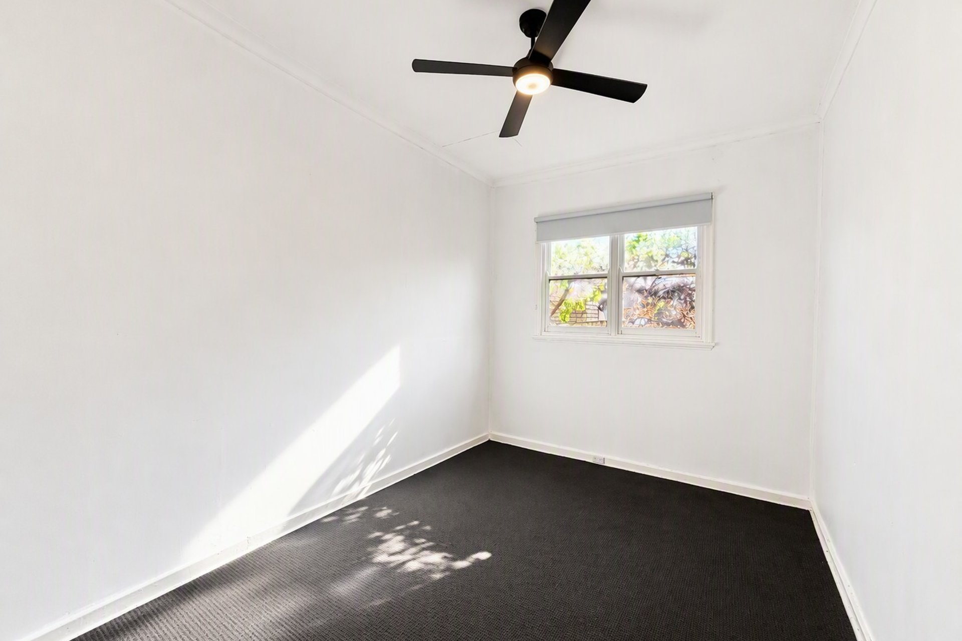 80 Clayton Road — photo 5 of 10