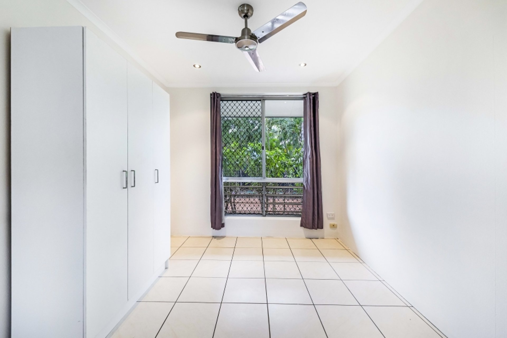 41 Rosella Crescent — photo 9 of 10