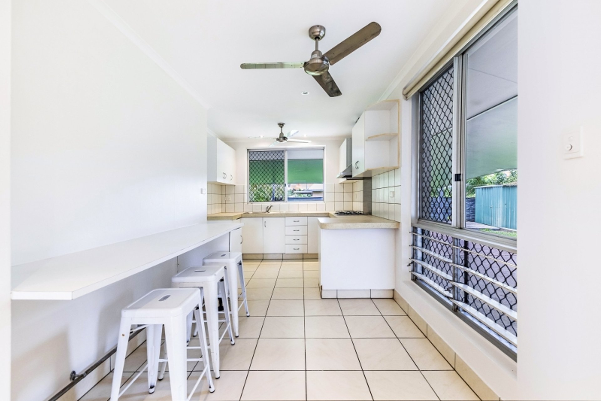 41 Rosella Crescent — photo 3 of 10