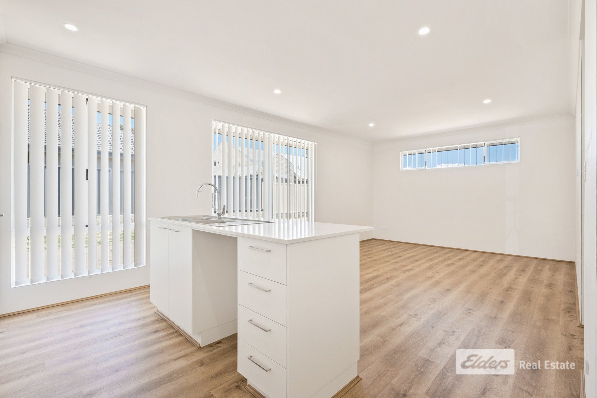 83C Beach Road — photo from Elders Real Estate Bunbury / Davenport - McCombe Road