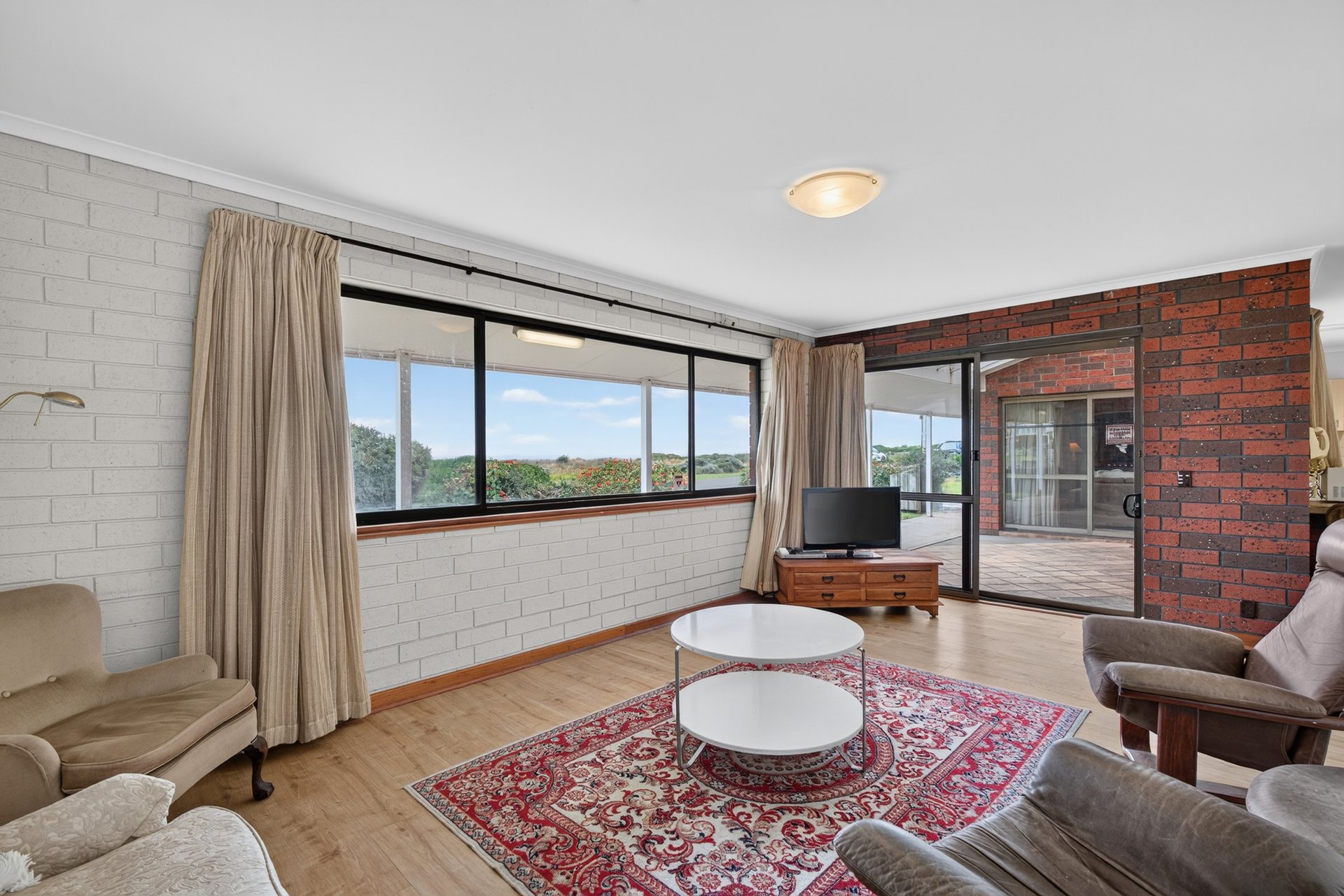 70 Gold Coast Drive — photo 8 of 10