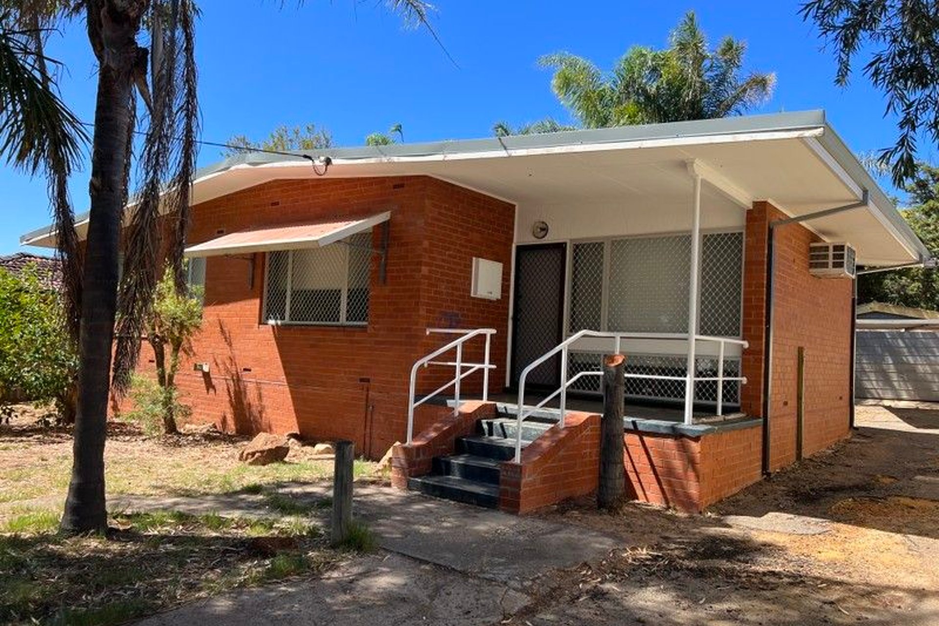 97 Kenny Crescent, Rangeway, WA, 6530