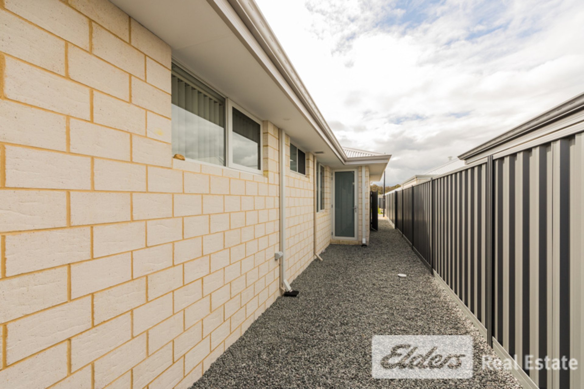 16B Bennetts Way — photo 10 of 10