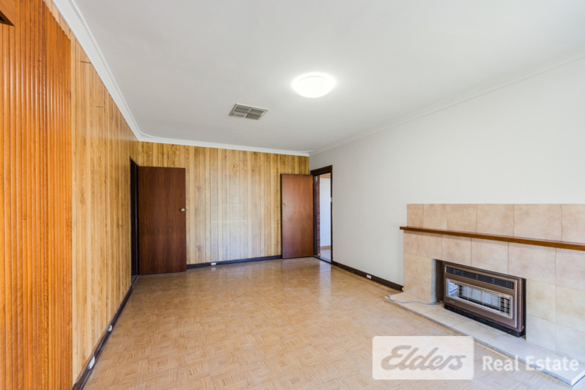 10 Indus Close — photo 3 of 10