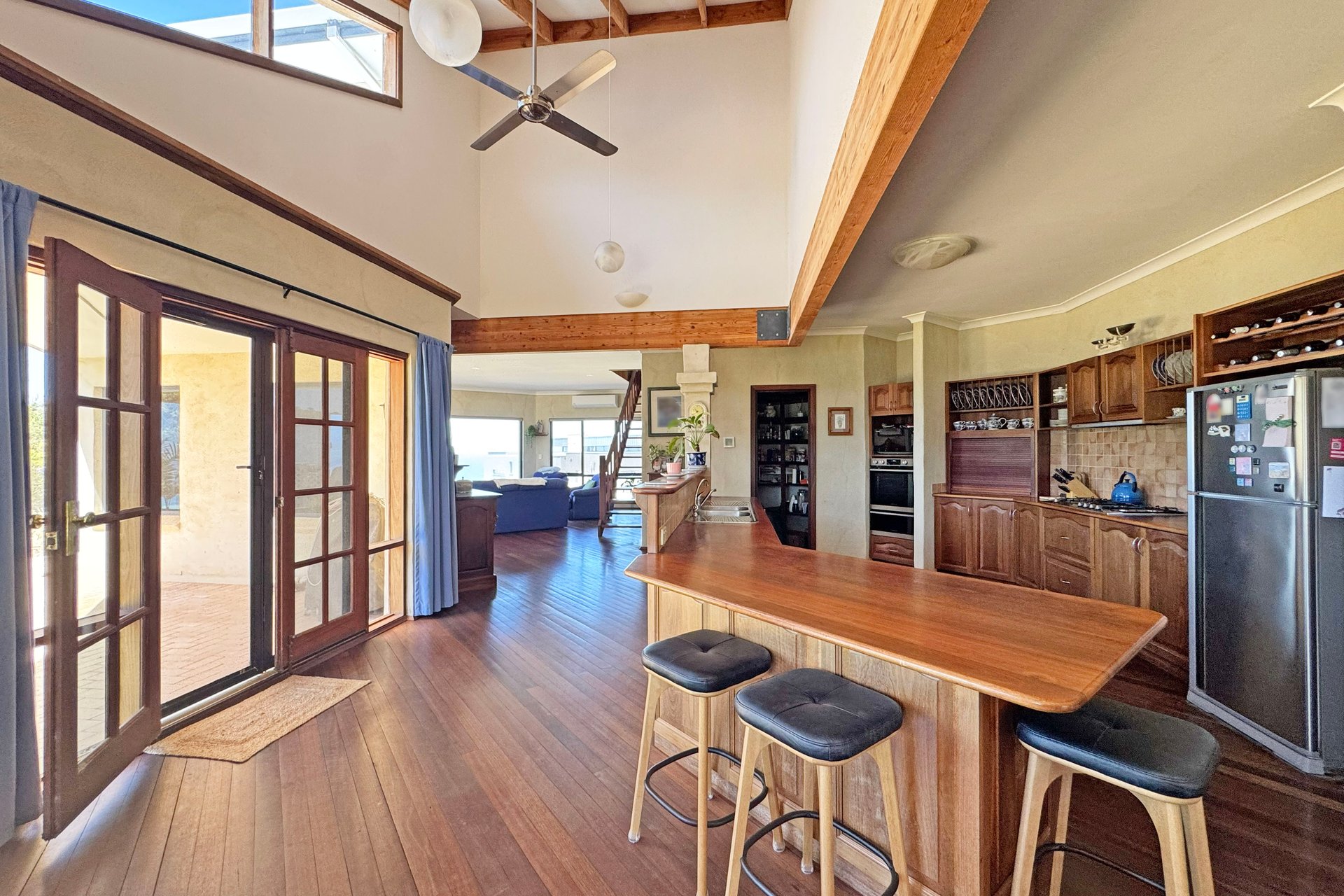 38 Collie Street — photo 9 of 10