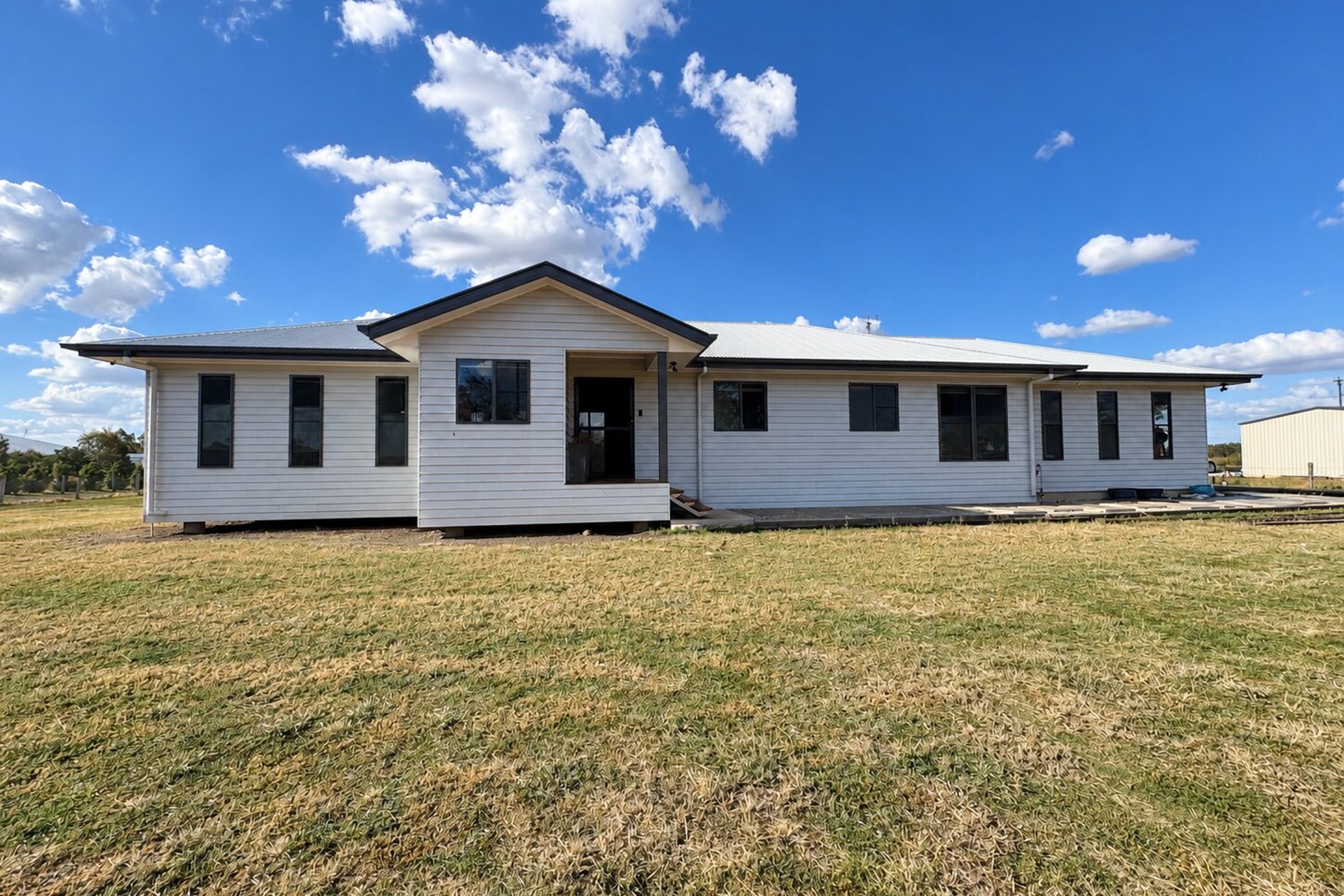 8 Sandalwood Avenue, Dalby, QLD, 4405