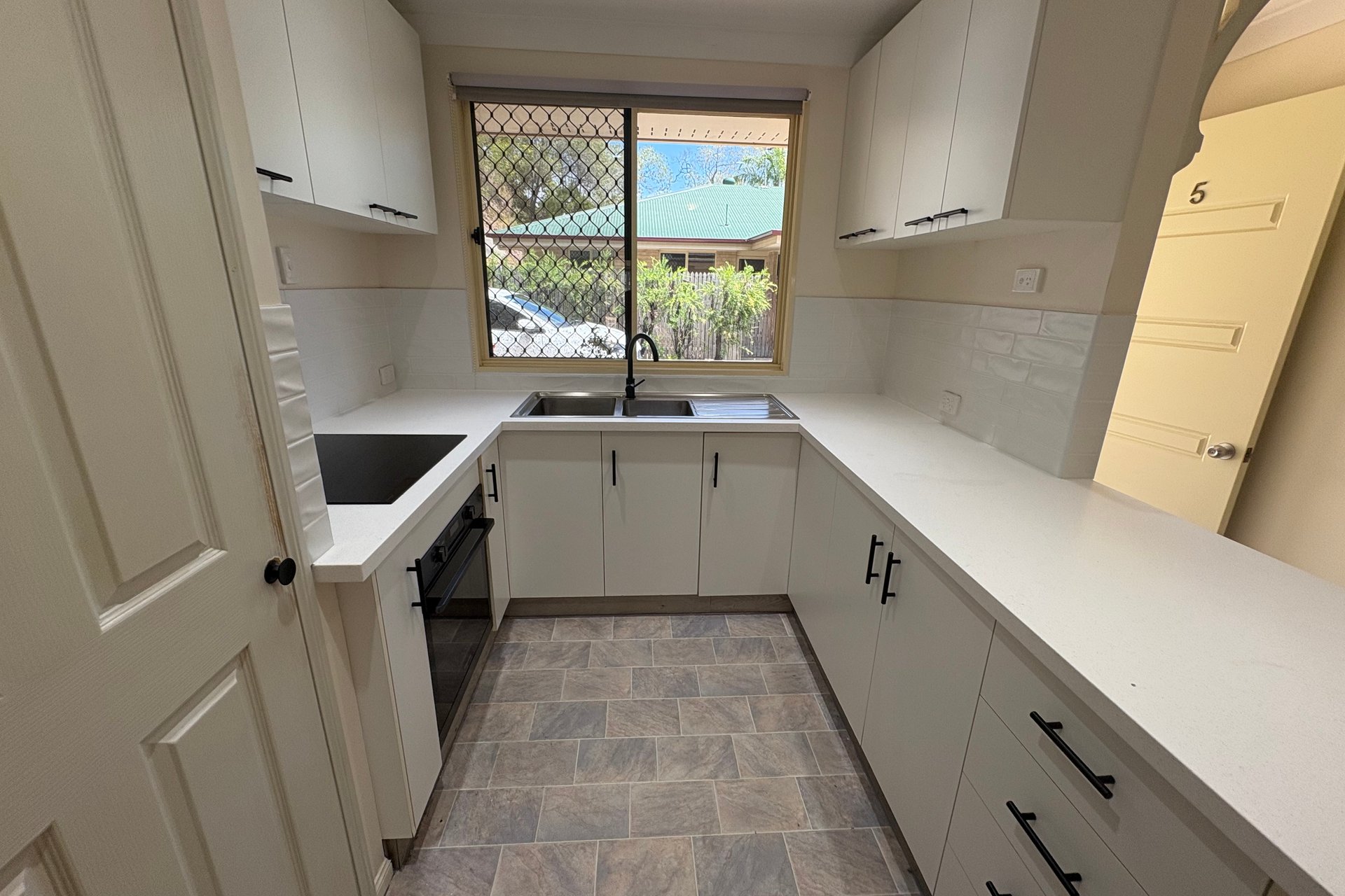 5/21 Shaw Street — photo from Elders Real Estate Gladstone and Tannum Sands