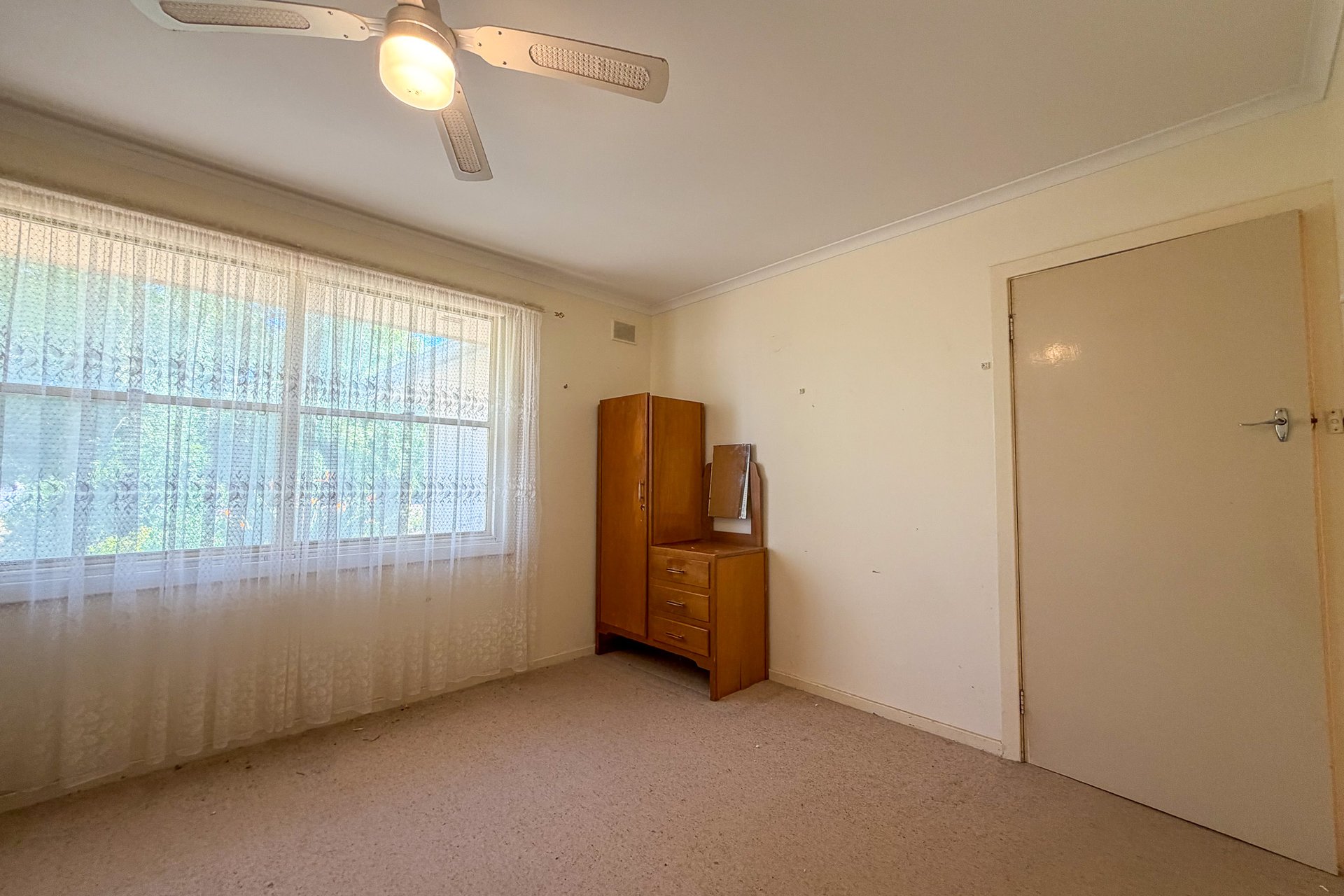 19 William Street — photo 9 of 10