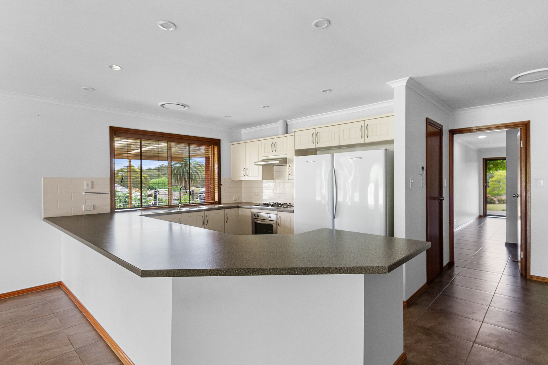 29 Main North Road — photo 8 of 10
