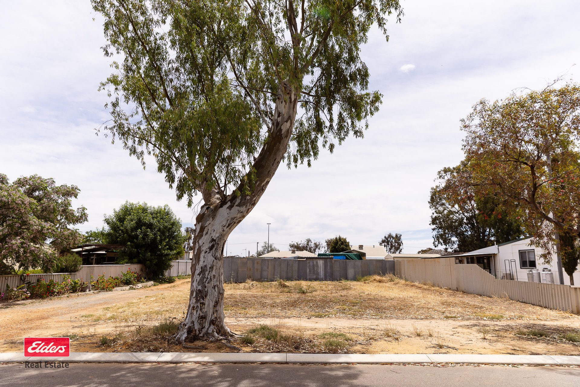 60 Coronation Street, Merredin, WA, 6415