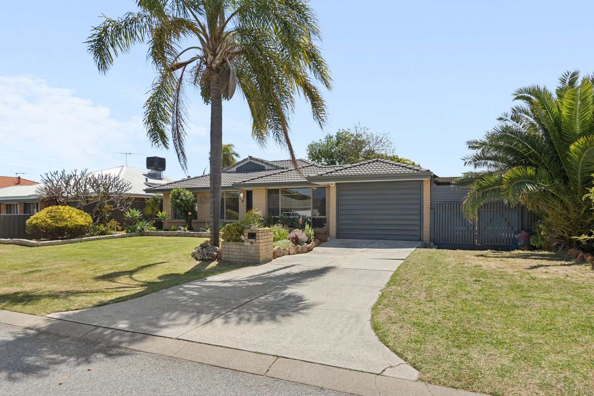 14 Nurrari Close, Waikiki, WA, 6169