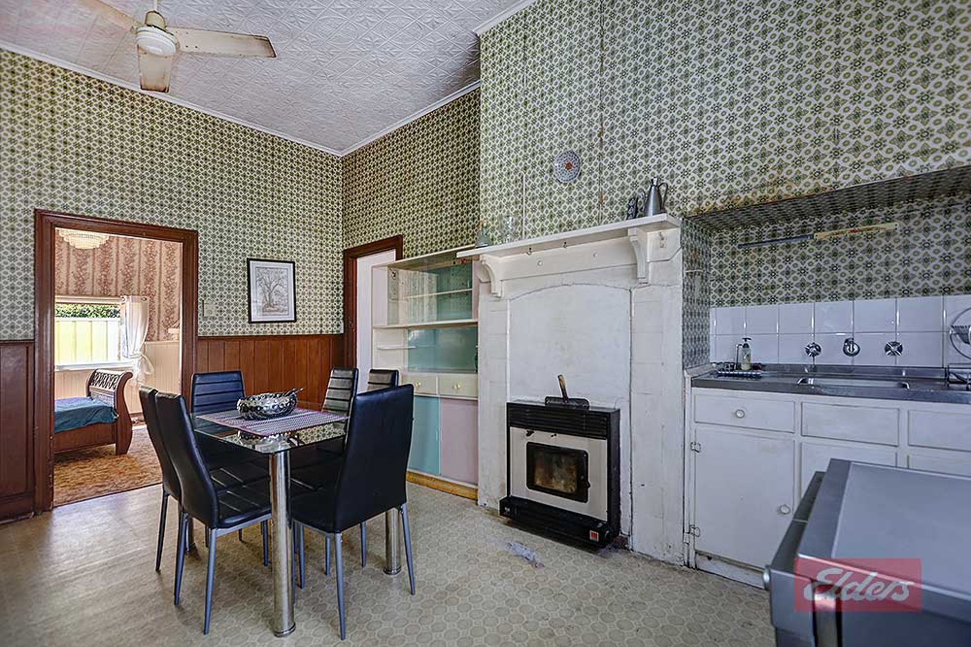 114 Earl Street — photo 5 of 10
