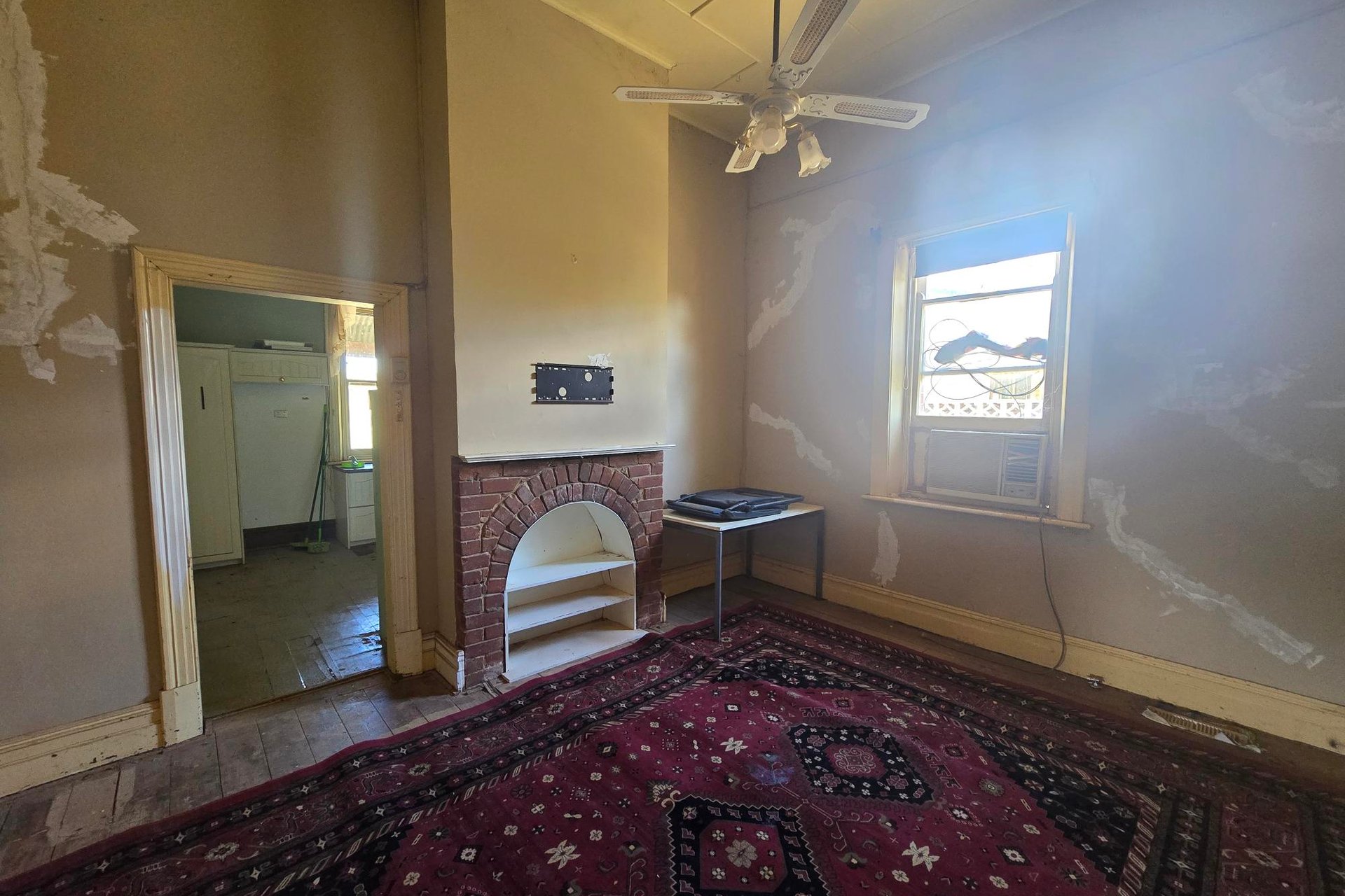 18 Devon Terrace — photo 4 of 10