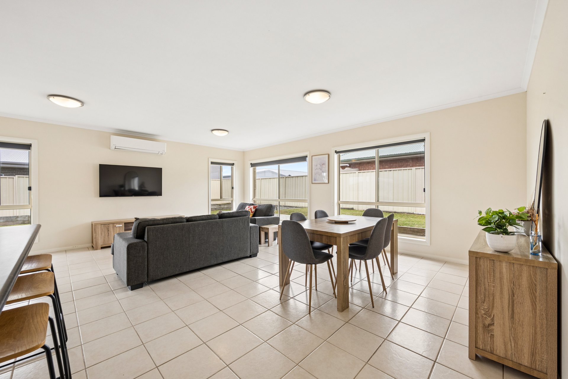 7 Peter McQueen Avenue — photo 3 of 10