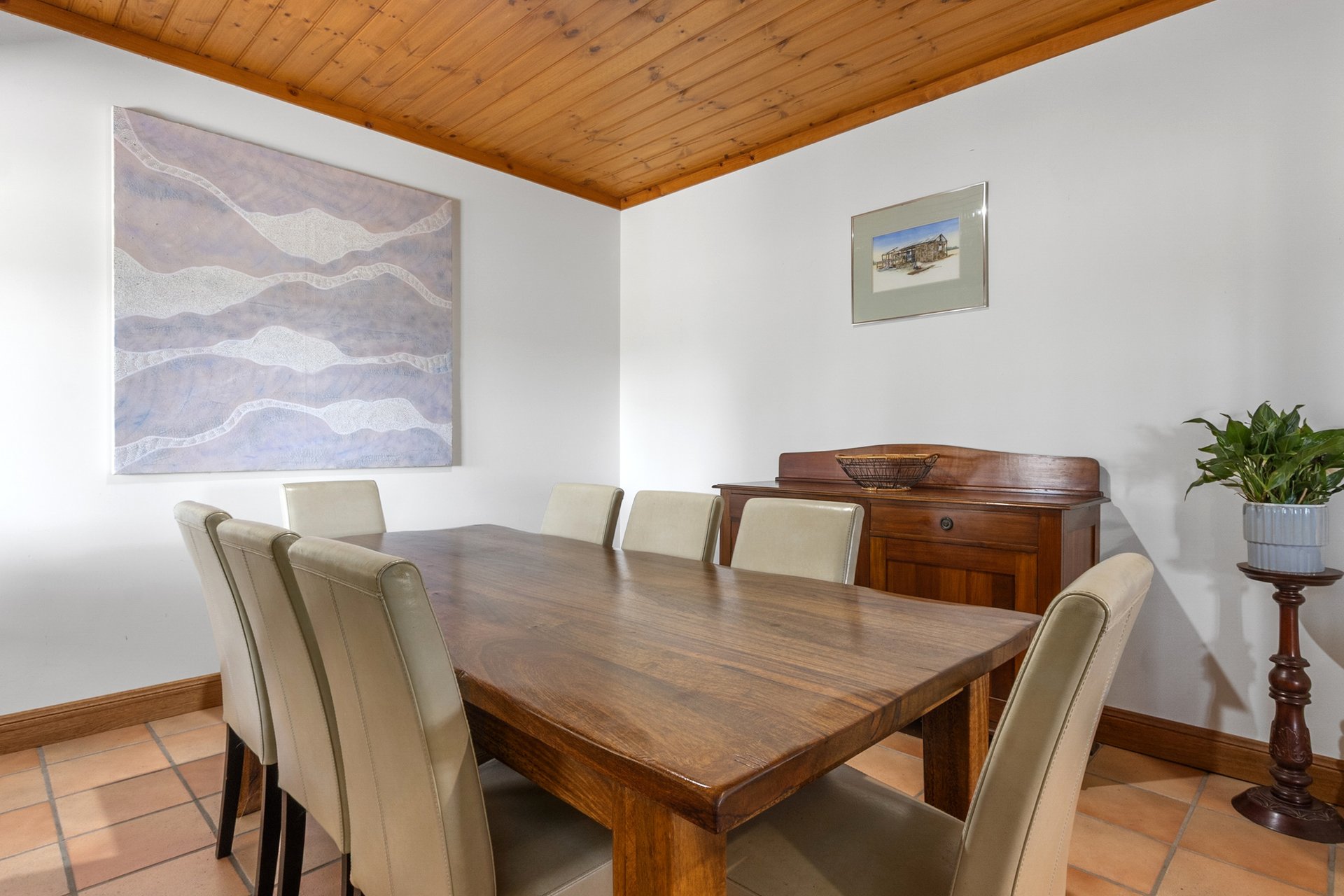 360 Quarry Road — photo 5 of 10