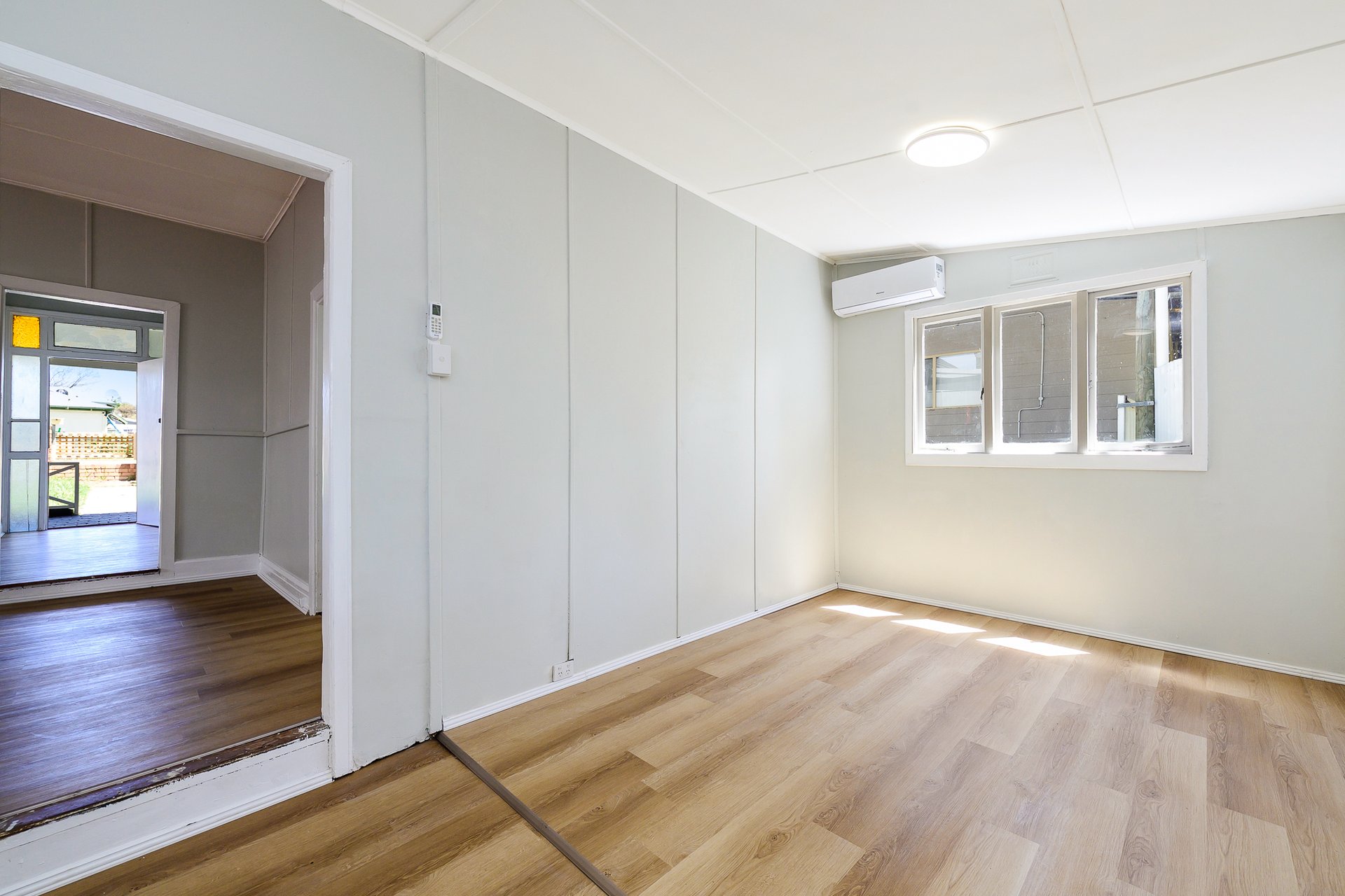 12 Hampton Street — photo 5 of 10