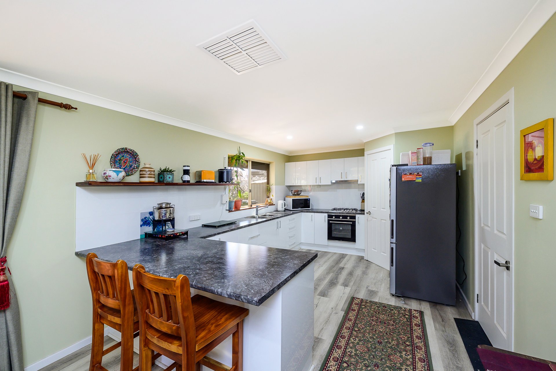 127 Woodley Farm Drive — photo 6 of 10