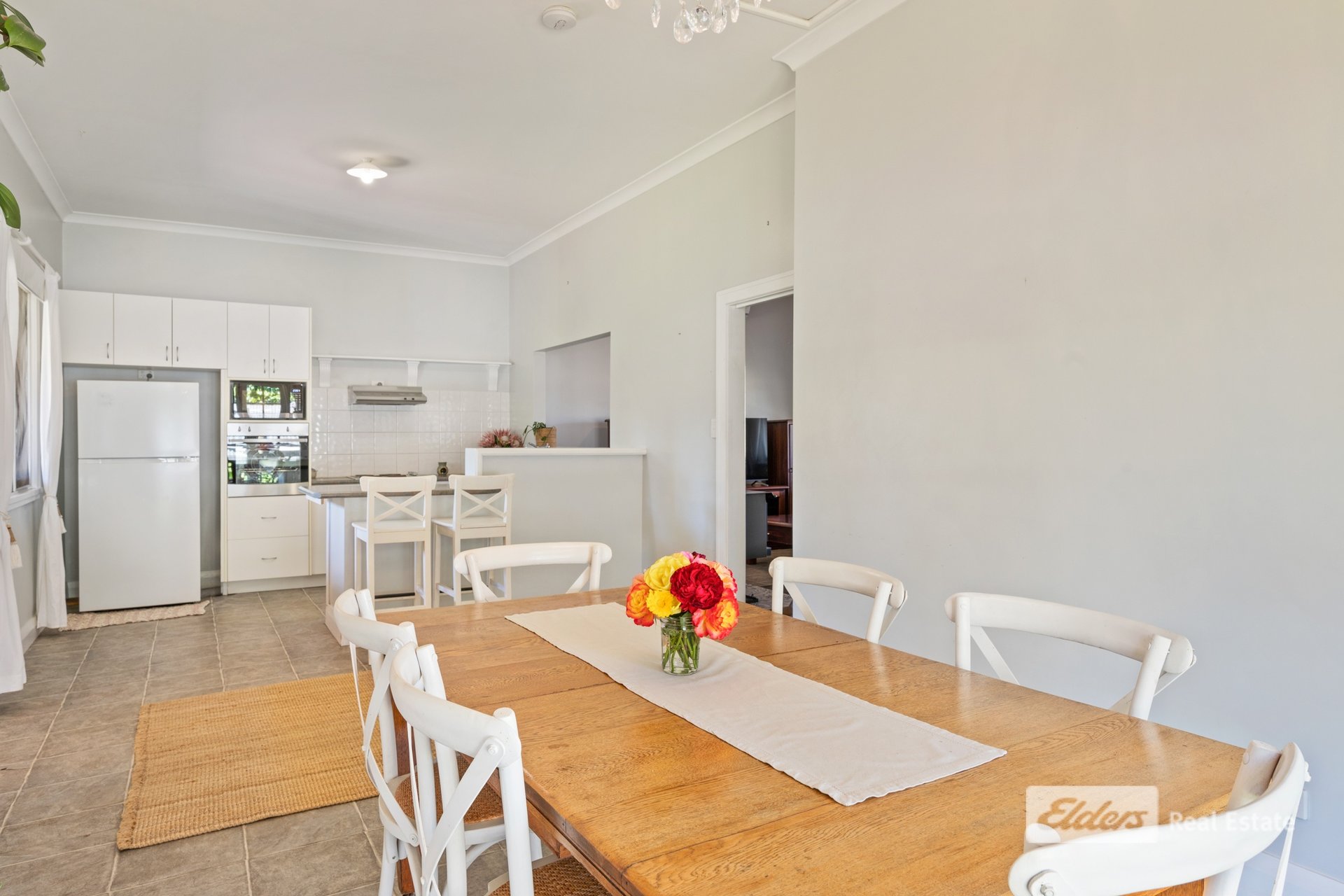 156 South Western Highway — photo 10 of 10