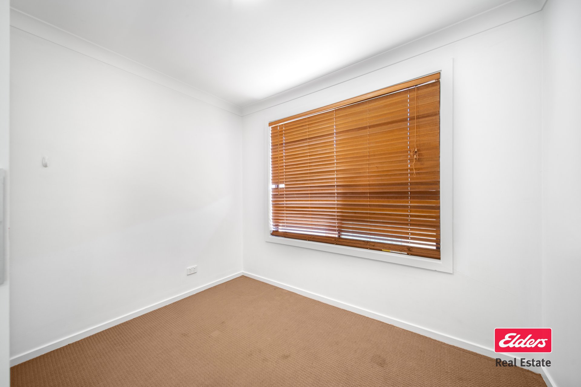 2 Chifley Drive — photo 10 of 10