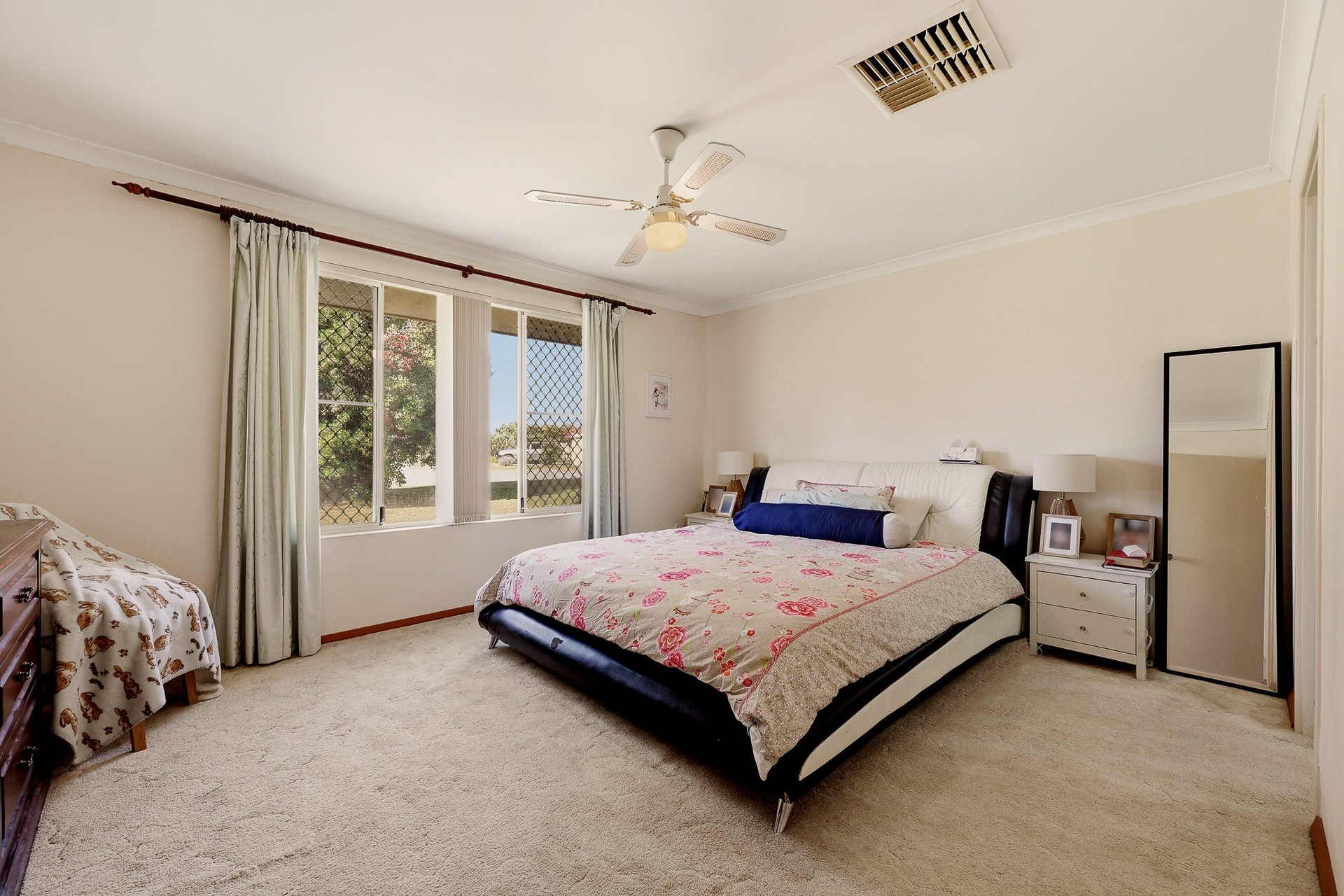 17 Andes Close — photo 3 of 10