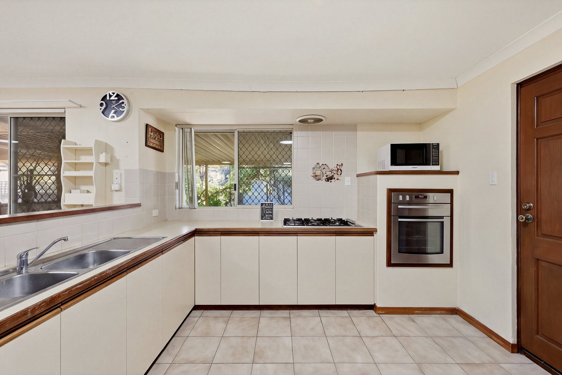 17 Andes Close — photo 6 of 10