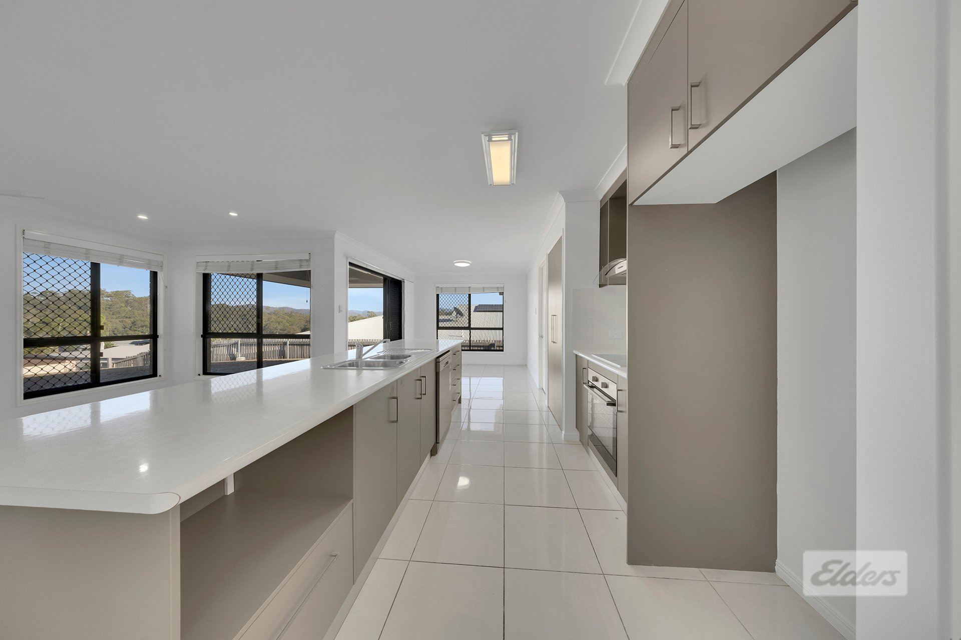 4 Wuruma Court — photo 2 of 10